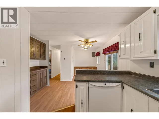 207 - 197 DAUPHIN AVENUE, Penticton 4