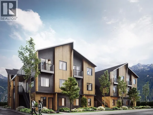 8 - 1015 OSCAR STREET, Revelstoke