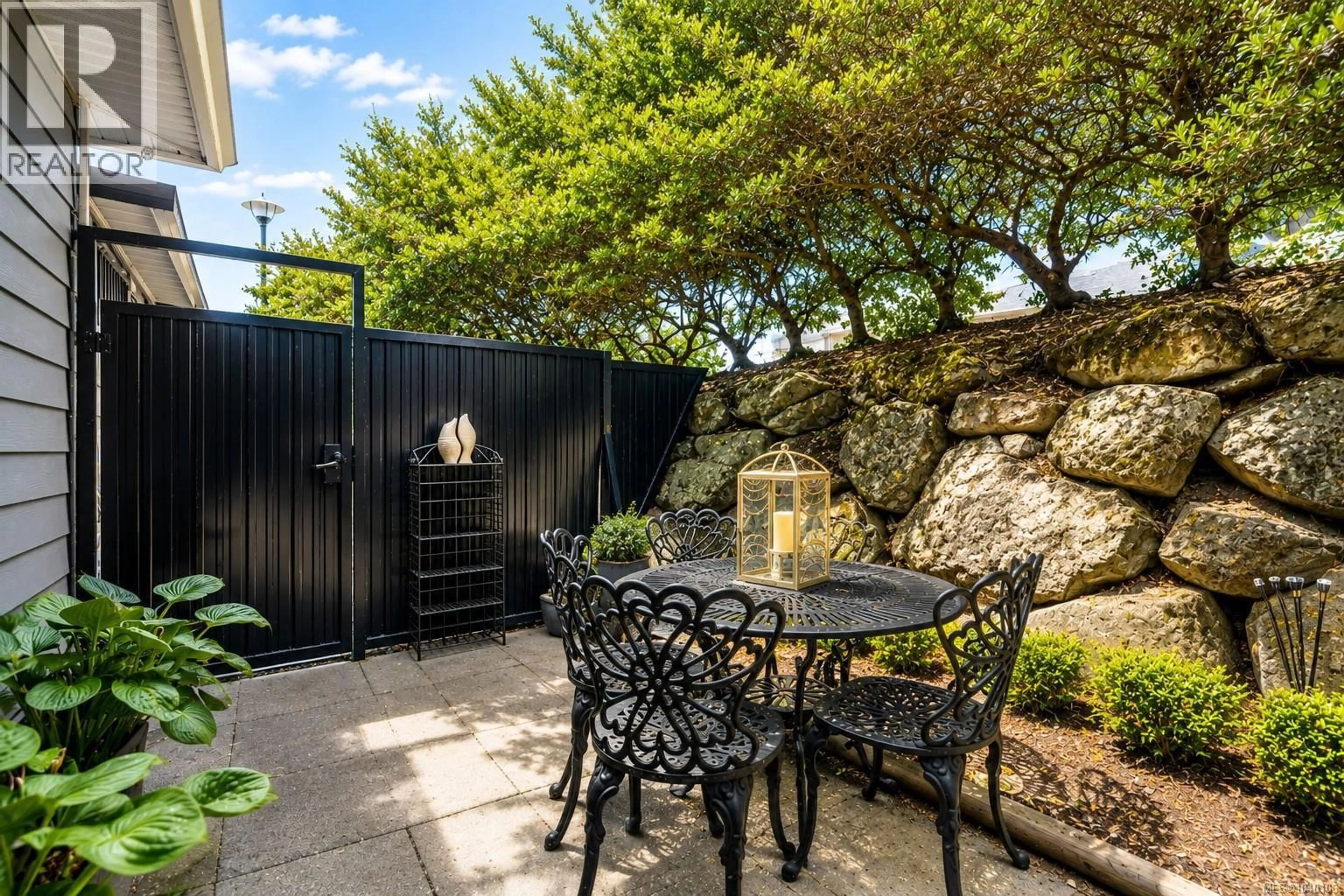 Patio, street for 56 STONERIDGE DRIVE, View Royal British Columbia V9B6M4