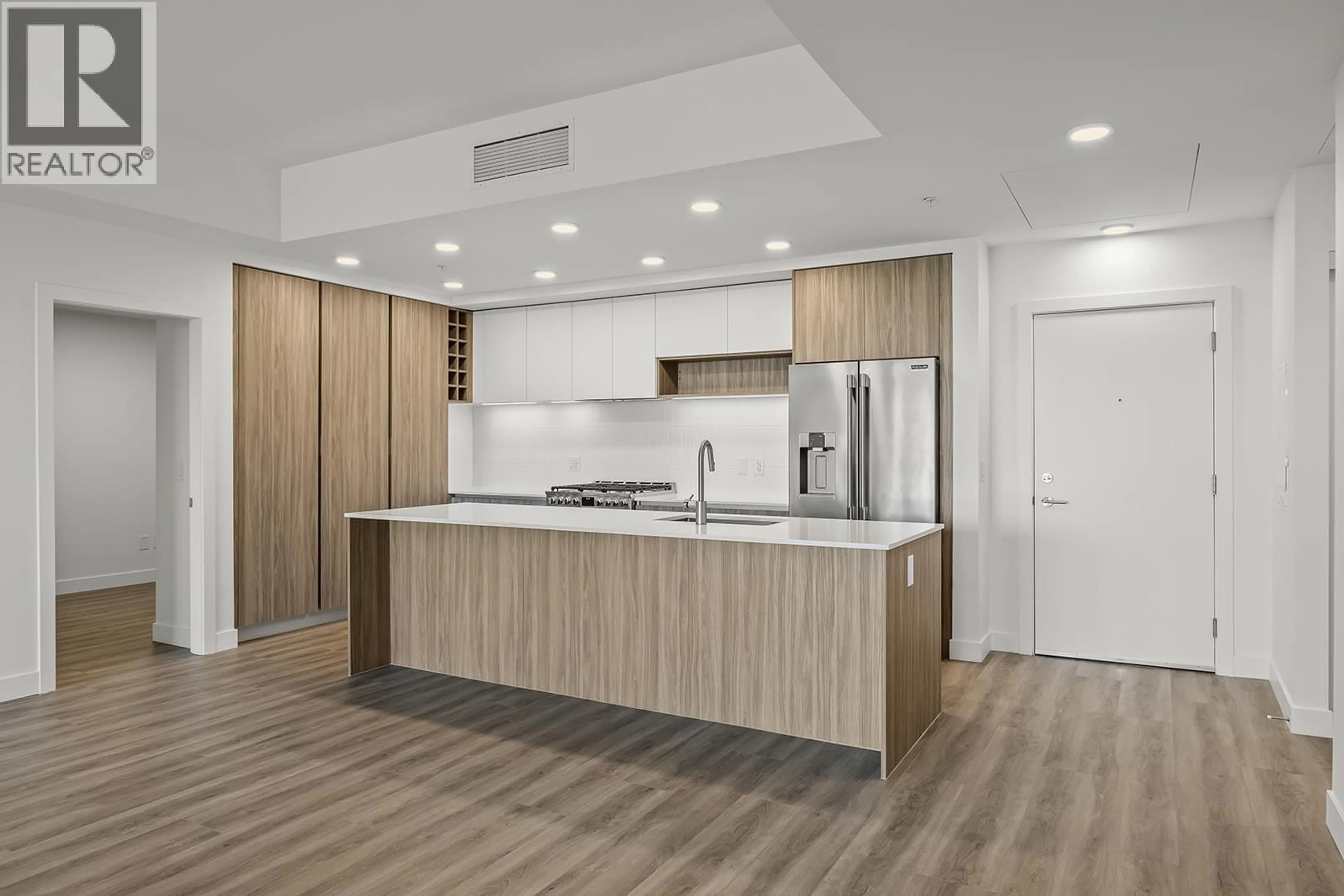 Standard kitchen, unknown for 107 - 2780 OLALLA ROAD, West Kelowna British Columbia V1Z2A9