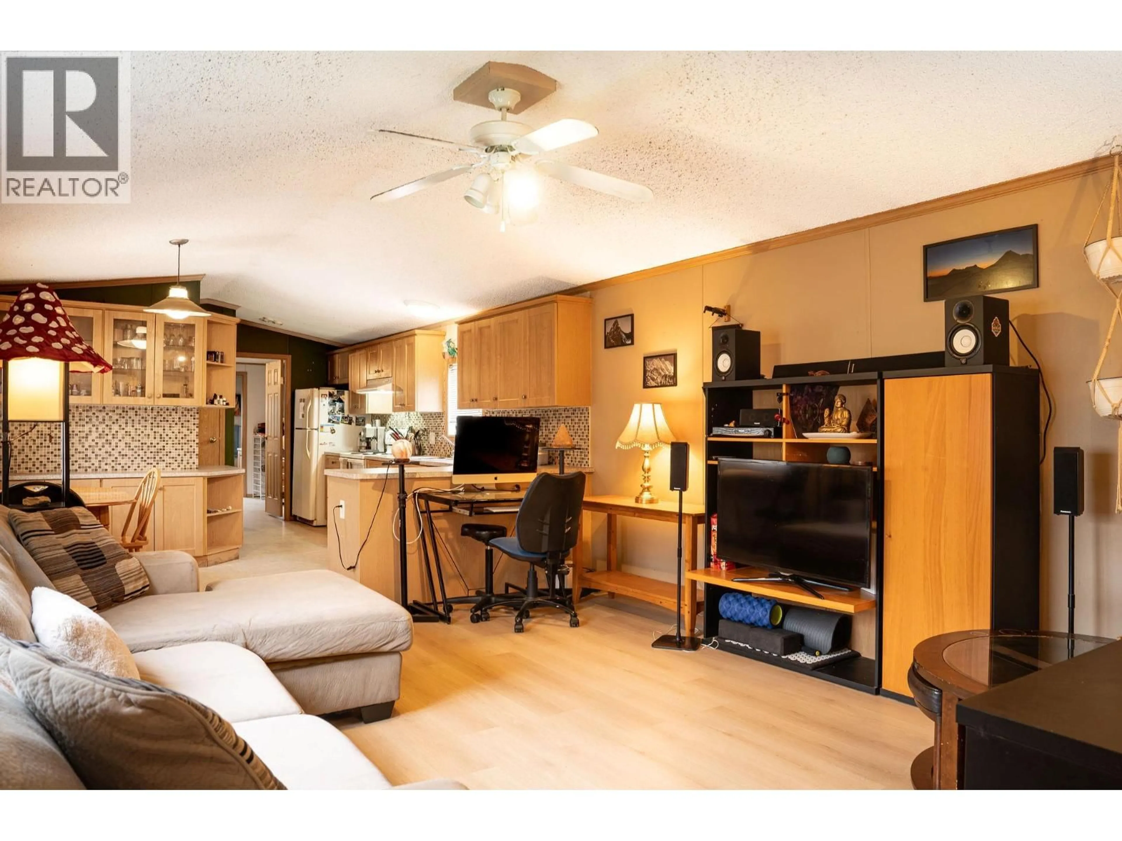 A pic of a room for 1 - 318 HUMBERT STREET, Revelstoke British Columbia V0E2S0