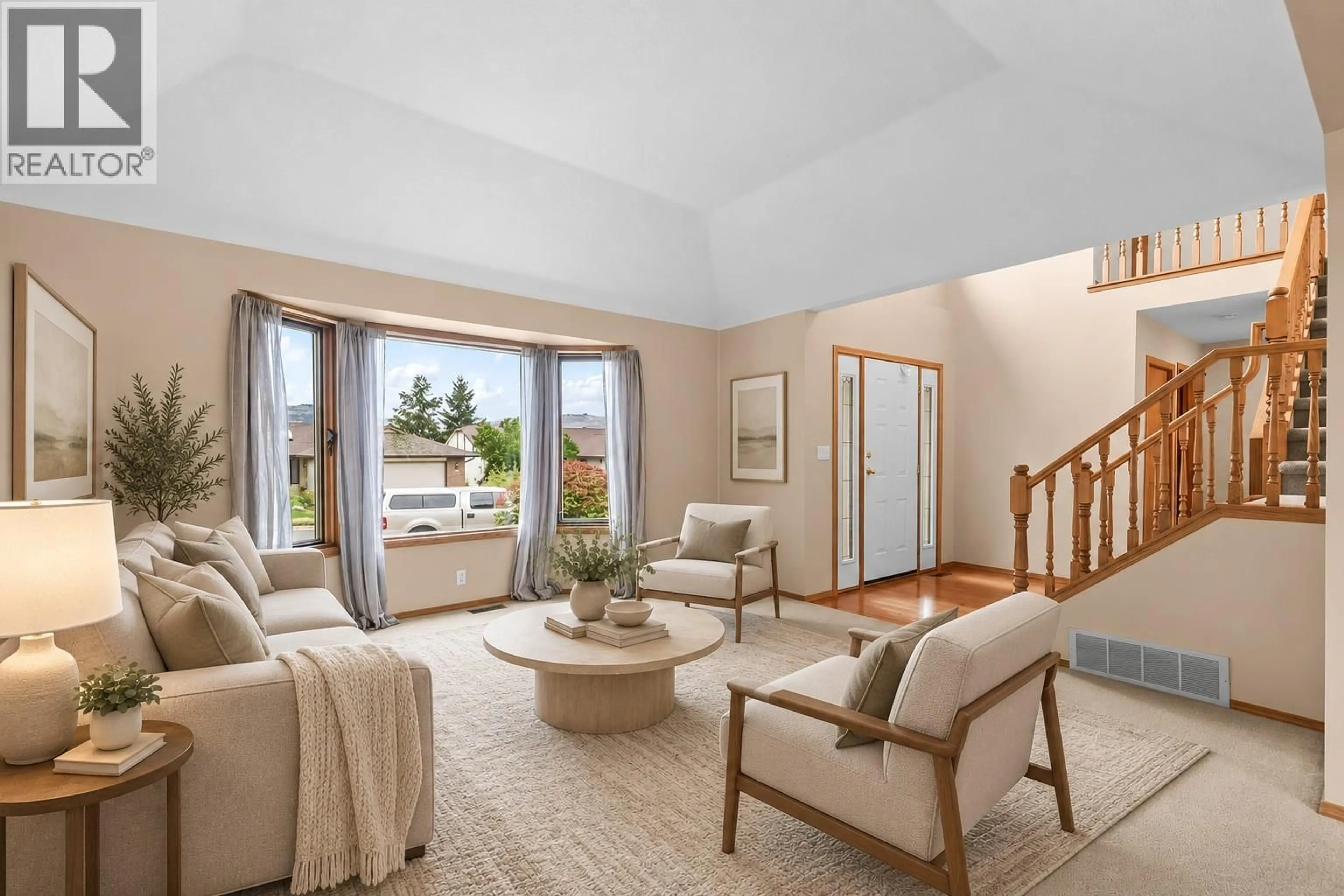Living room with furniture, unknown for 4321 CRYSTAL DRIVE, Vernon British Columbia V1T8V4