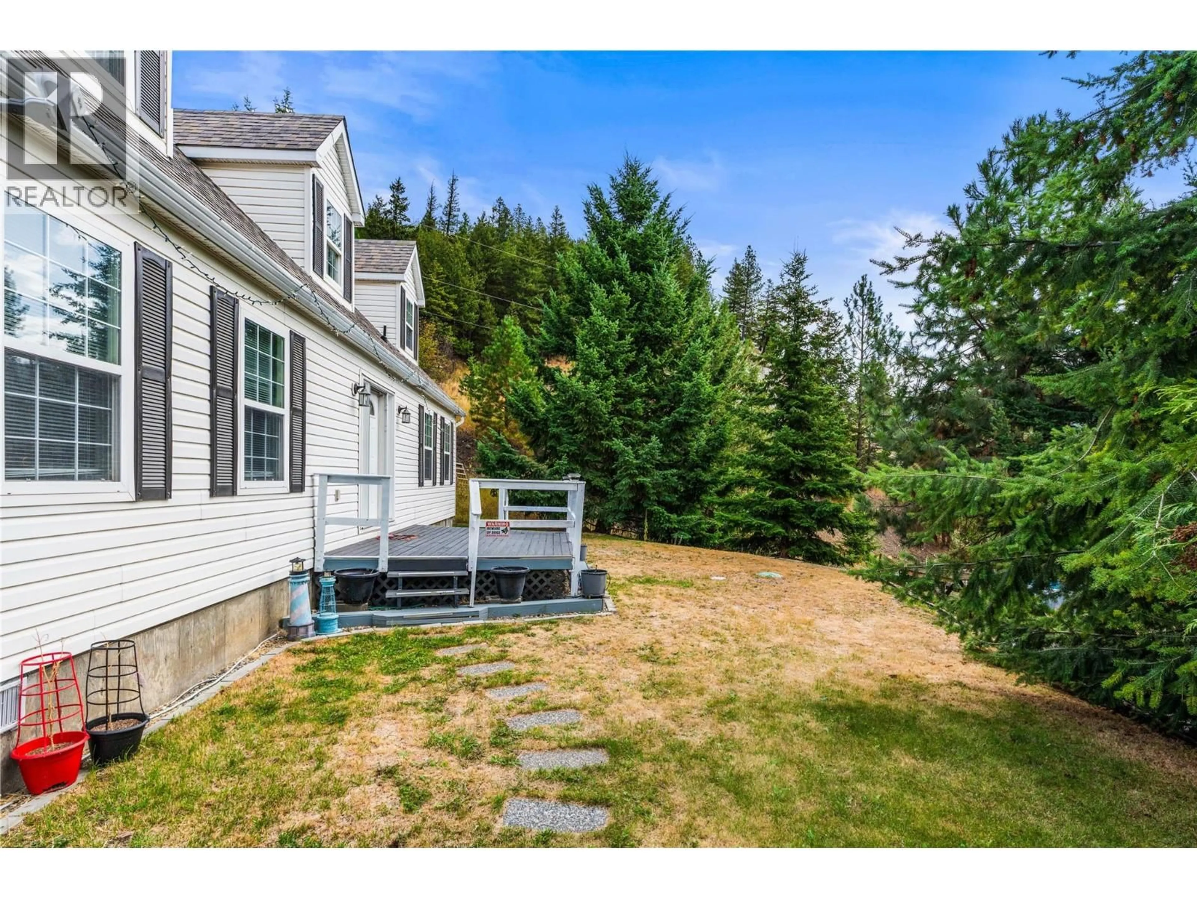 Patio, unknown for 5858 JEN-SHERRI PLACE, Falkland British Columbia V0E1W0