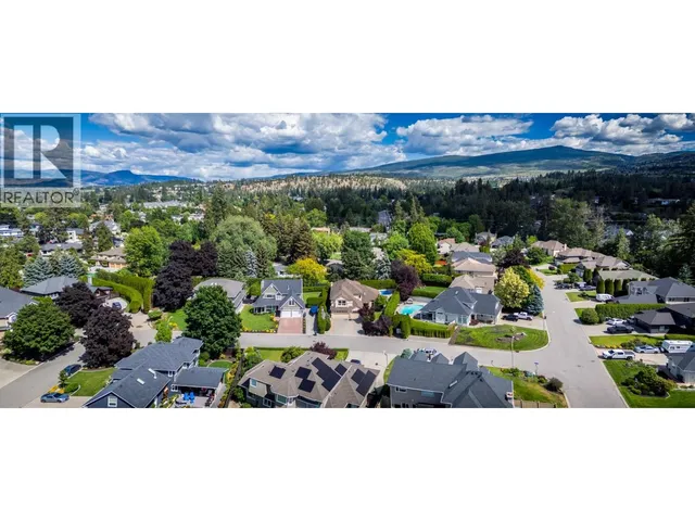 492 CARONA CRESCENT, Kelowna 2