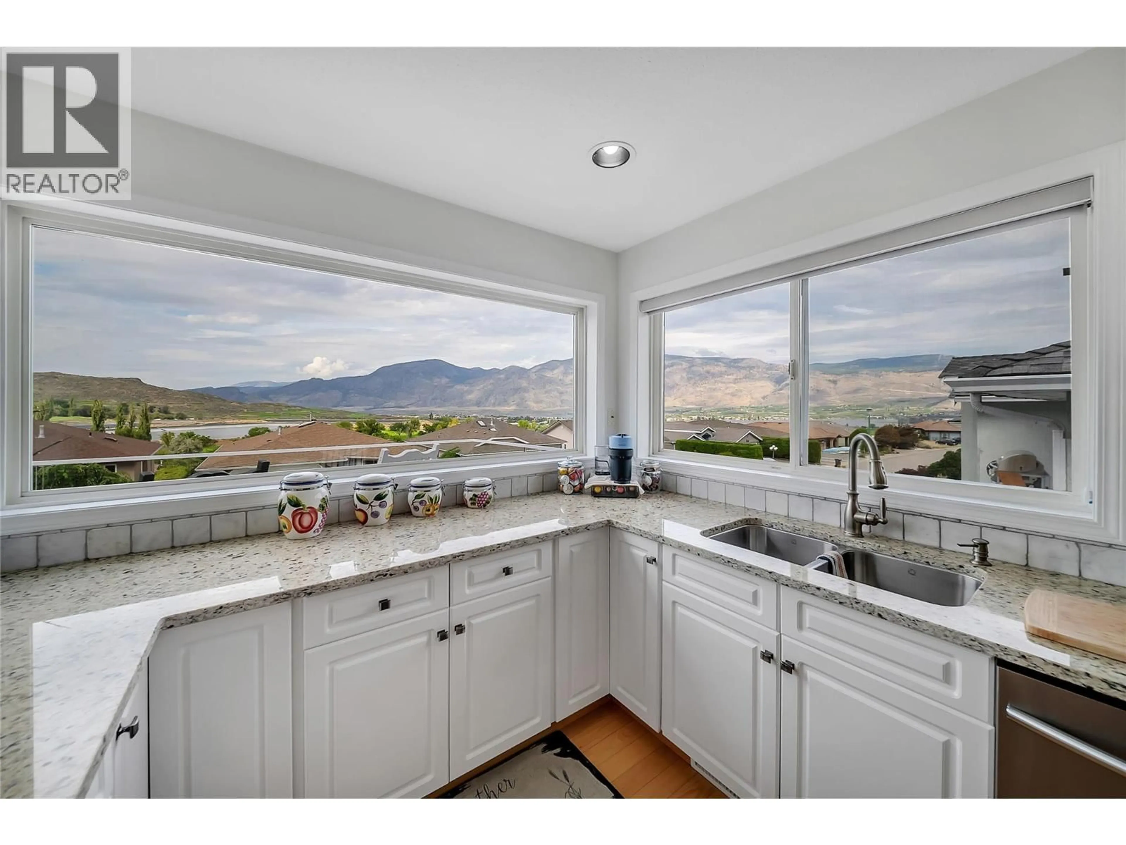 Open concept kitchen, ceramic/tile floor for 11902 QUAIL RIDGE PLACE, Osoyoos British Columbia V0H1V4