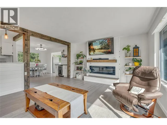826 3RD AVENUE, Keremeos 5