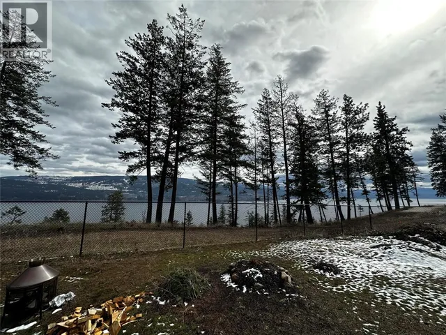 7245 DUNWATERS ROAD, Kelowna 4