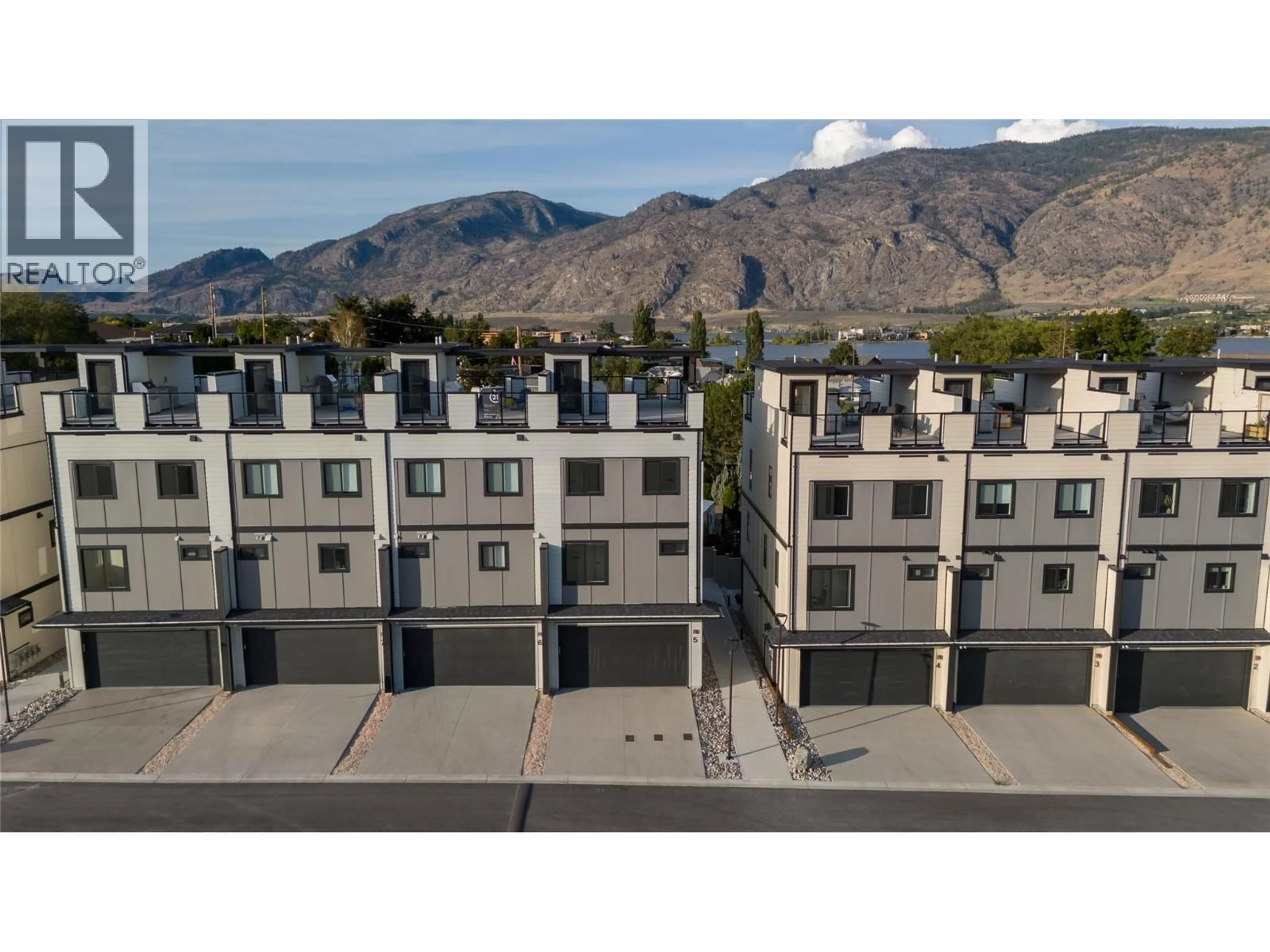 A pic from outside/outdoor area/front of a property/back of a property/a pic from drone, mountain view for 5 - 4601 97TH STREET, Osoyoos British Columbia V0H1V1
