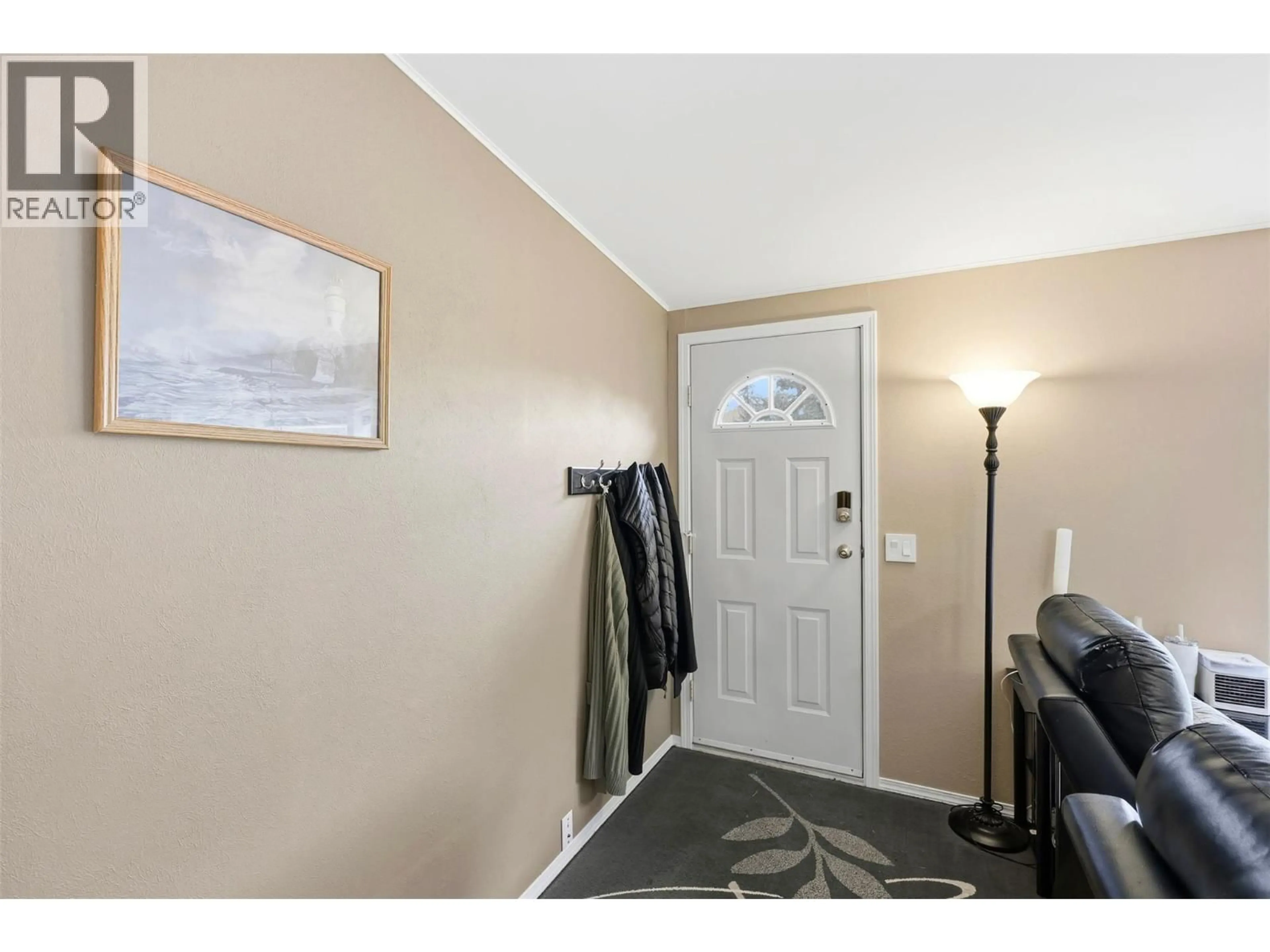 Indoor entryway for 120 ZIRNHELT ROAD, Kamloops British Columbia V2H0B3