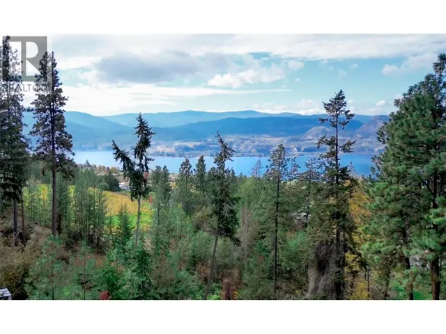 3272 JUNIPER DRIVE, Naramata 2