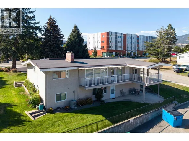 3803 BROWN ROAD, West Kelowna 4