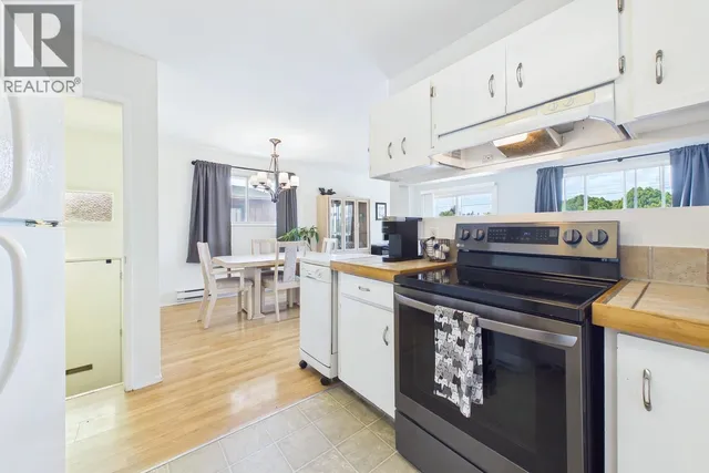 747 HOLLYWOOD ROAD SOUTH, Kelowna 5