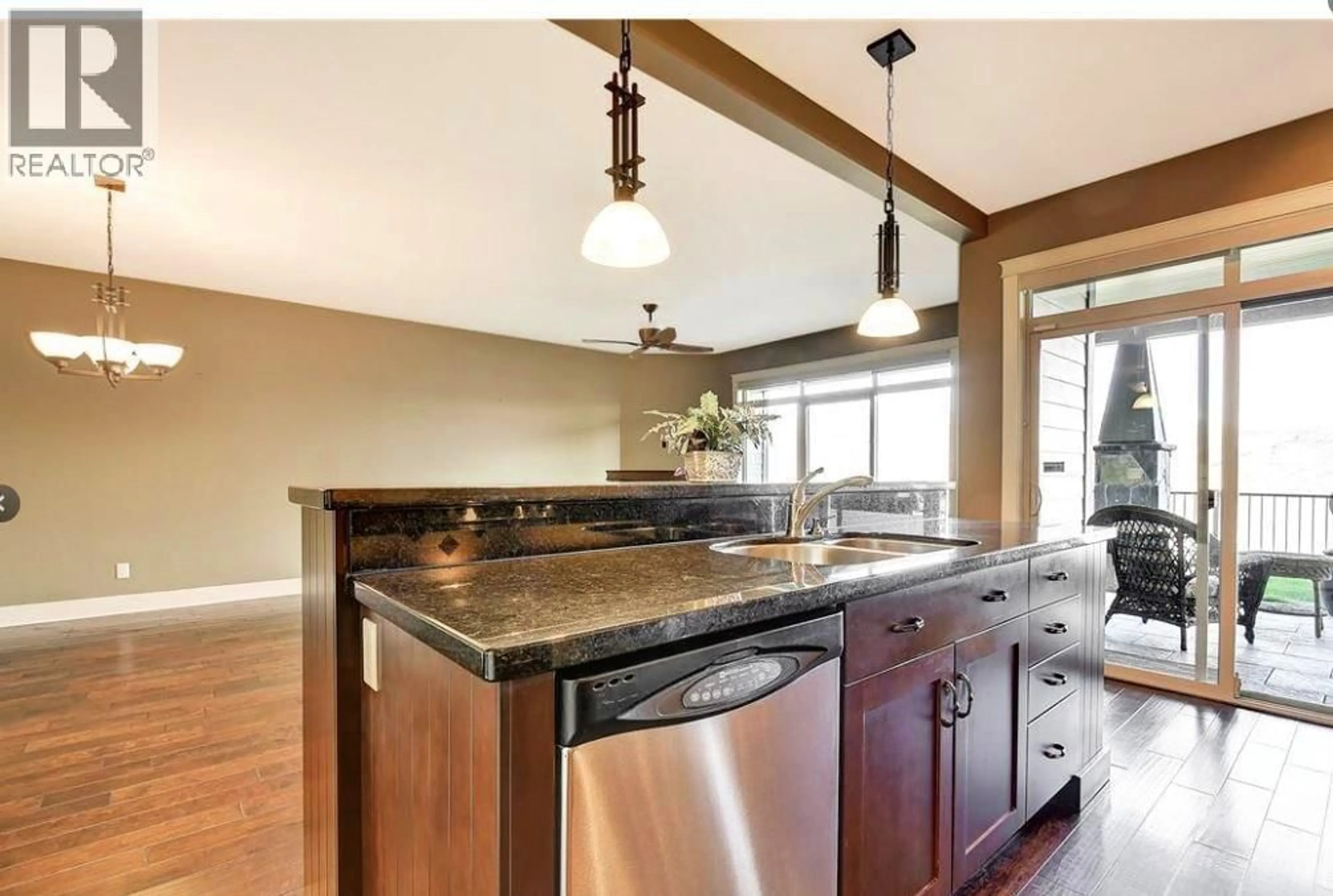 Open concept kitchen, ceramic/tile floor for 113 - 4350 PONDEROSA DRIVE, Peachland British Columbia V0H1X5