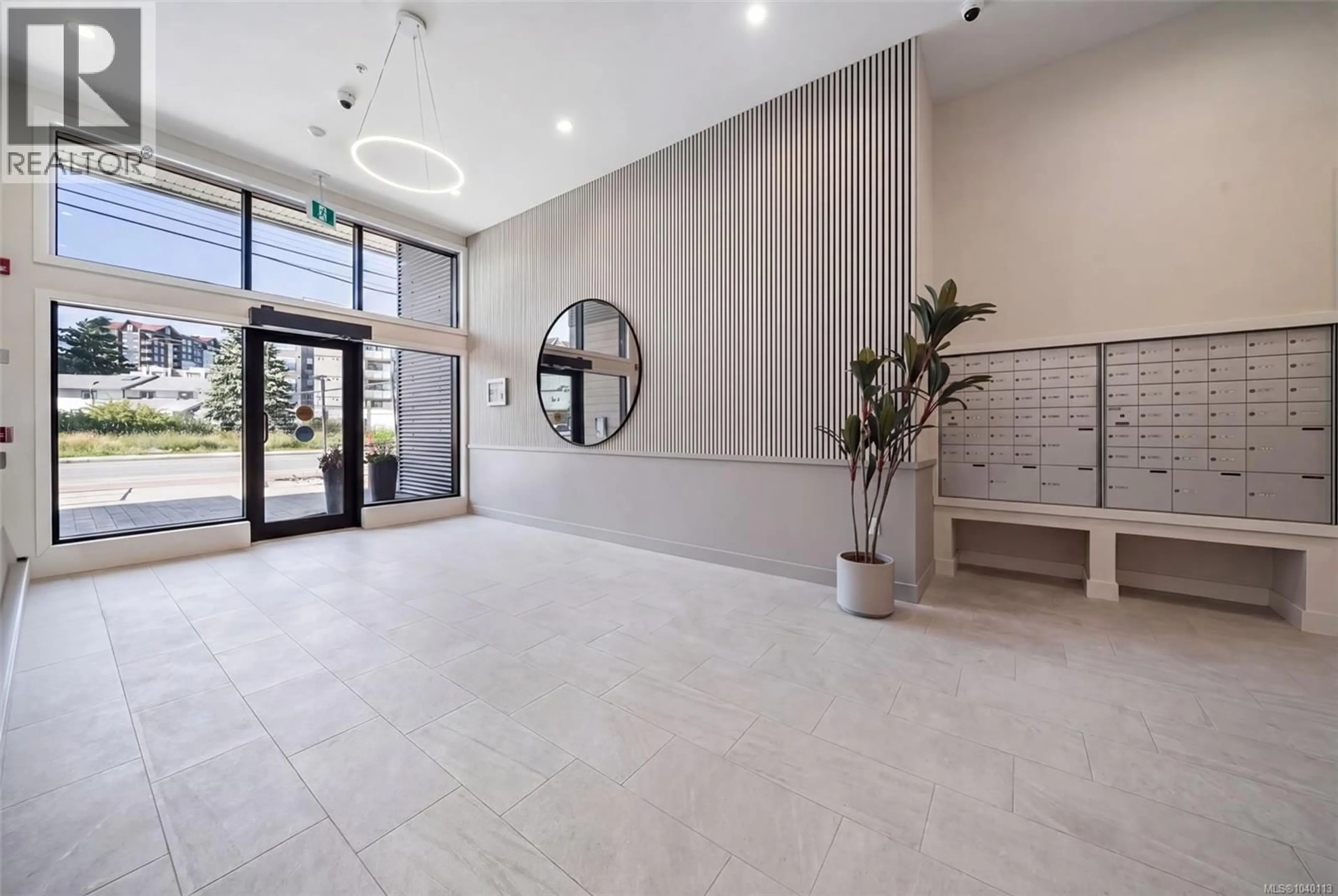 Indoor foyer for 410 - 777 STATION AVENUE, Langford British Columbia V9B2S1