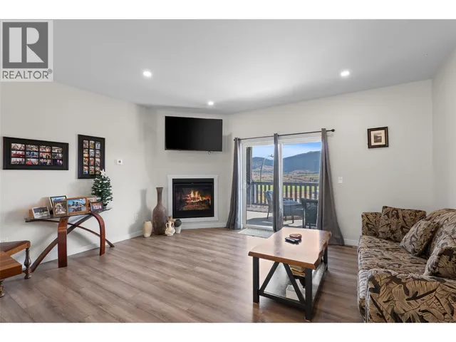2743 GRANDVIEW HEIGHTS, Merritt 5