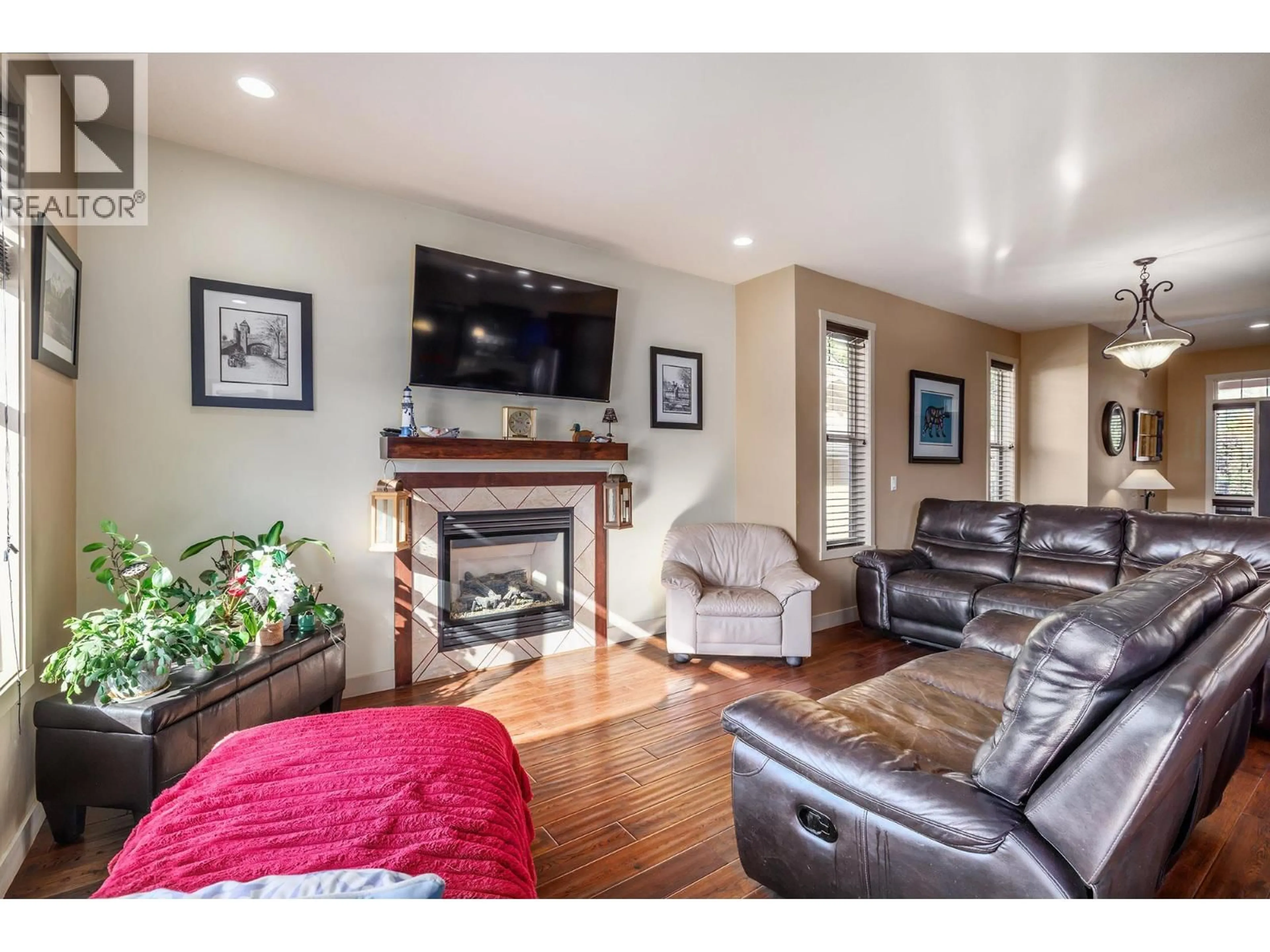Unknown for 1377 GLENVIEW AVENUE, Kelowna British Columbia v1y9r8