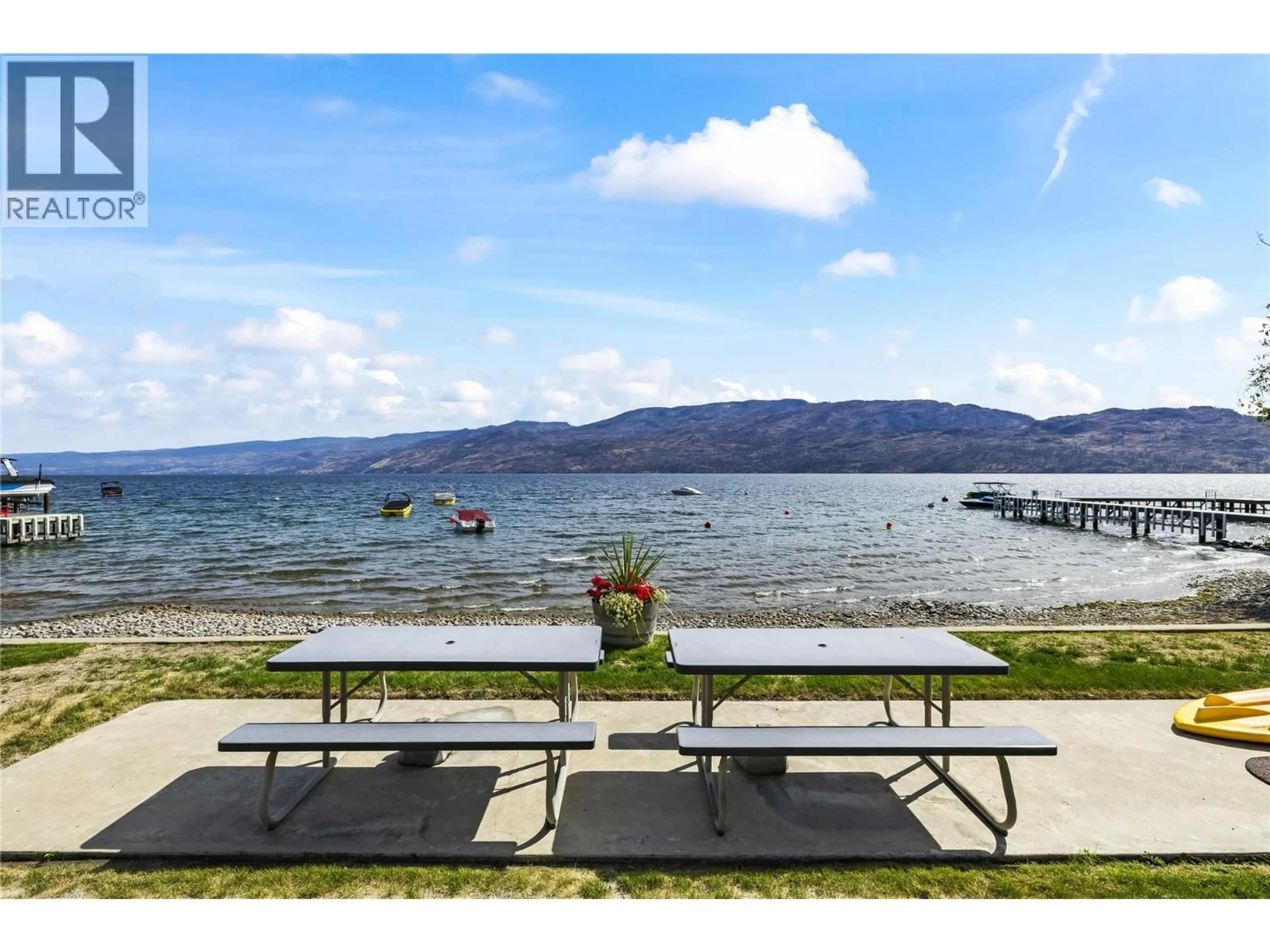 Patio, water/lake/river/ocean view for 205 - 5275 BUCHANAN ROAD, Peachland British Columbia V0H1X1
