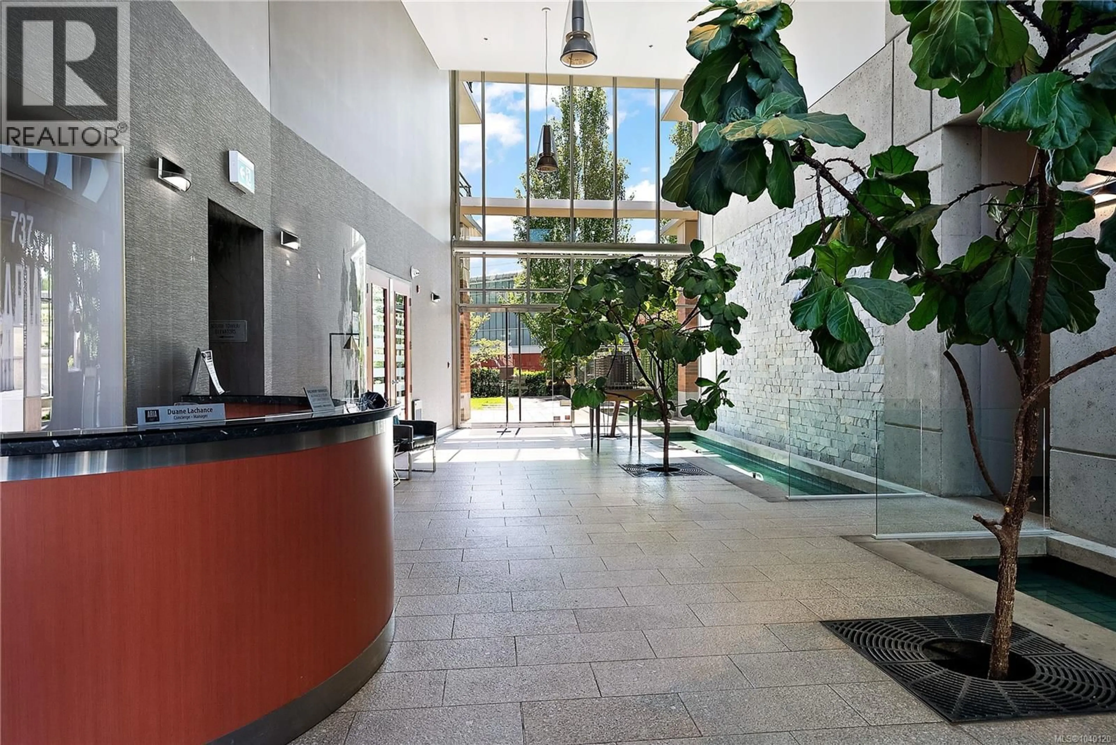 Lobby for S204 - 737 HUMBOLDT STREET, Victoria British Columbia V8W1B1