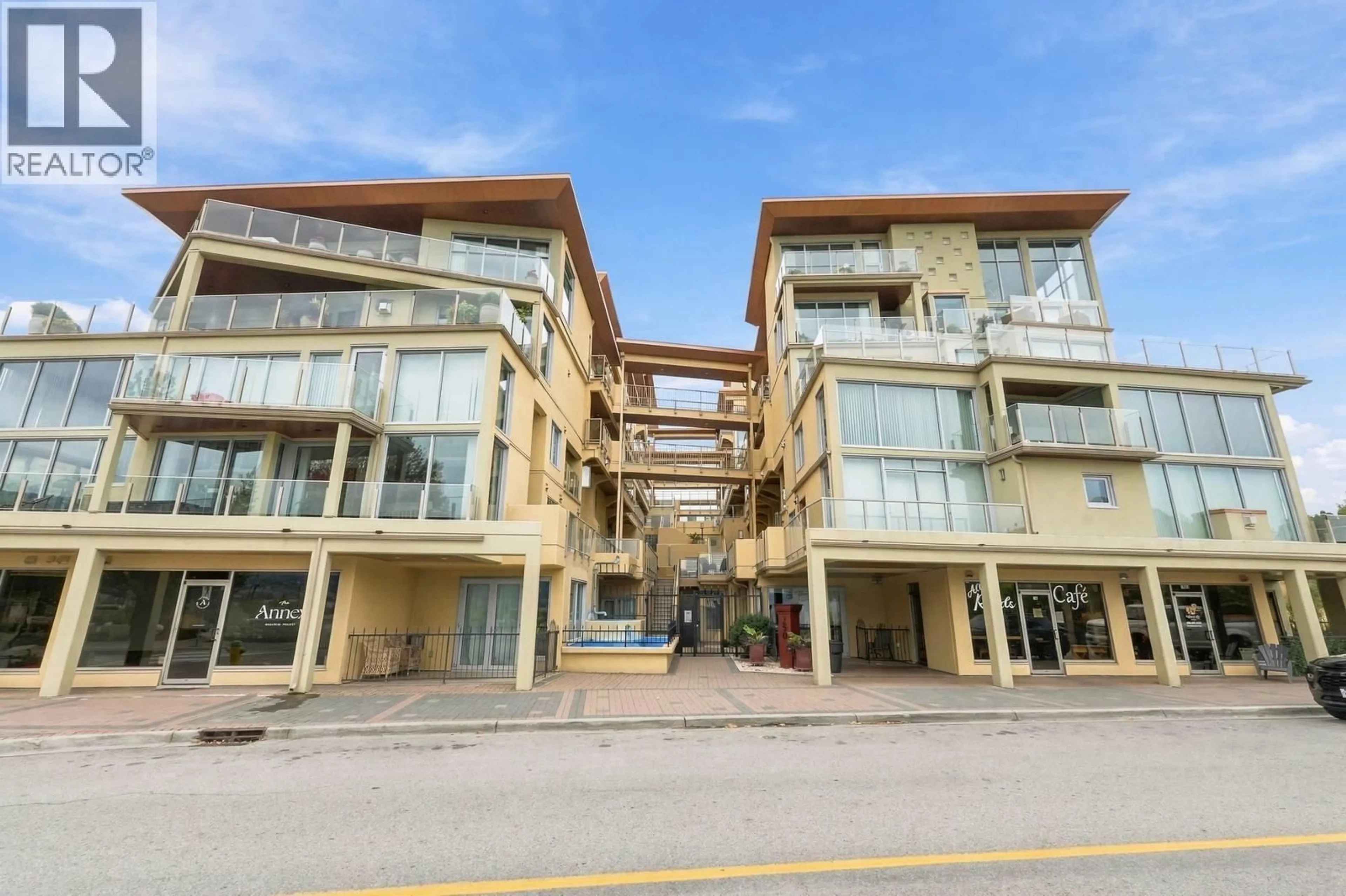 Unknown for 205 - 250 MARINA WAY, Penticton British Columbia V2A1H4