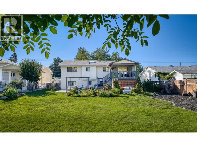 4477 GORDON DRIVE, Kelowna 4