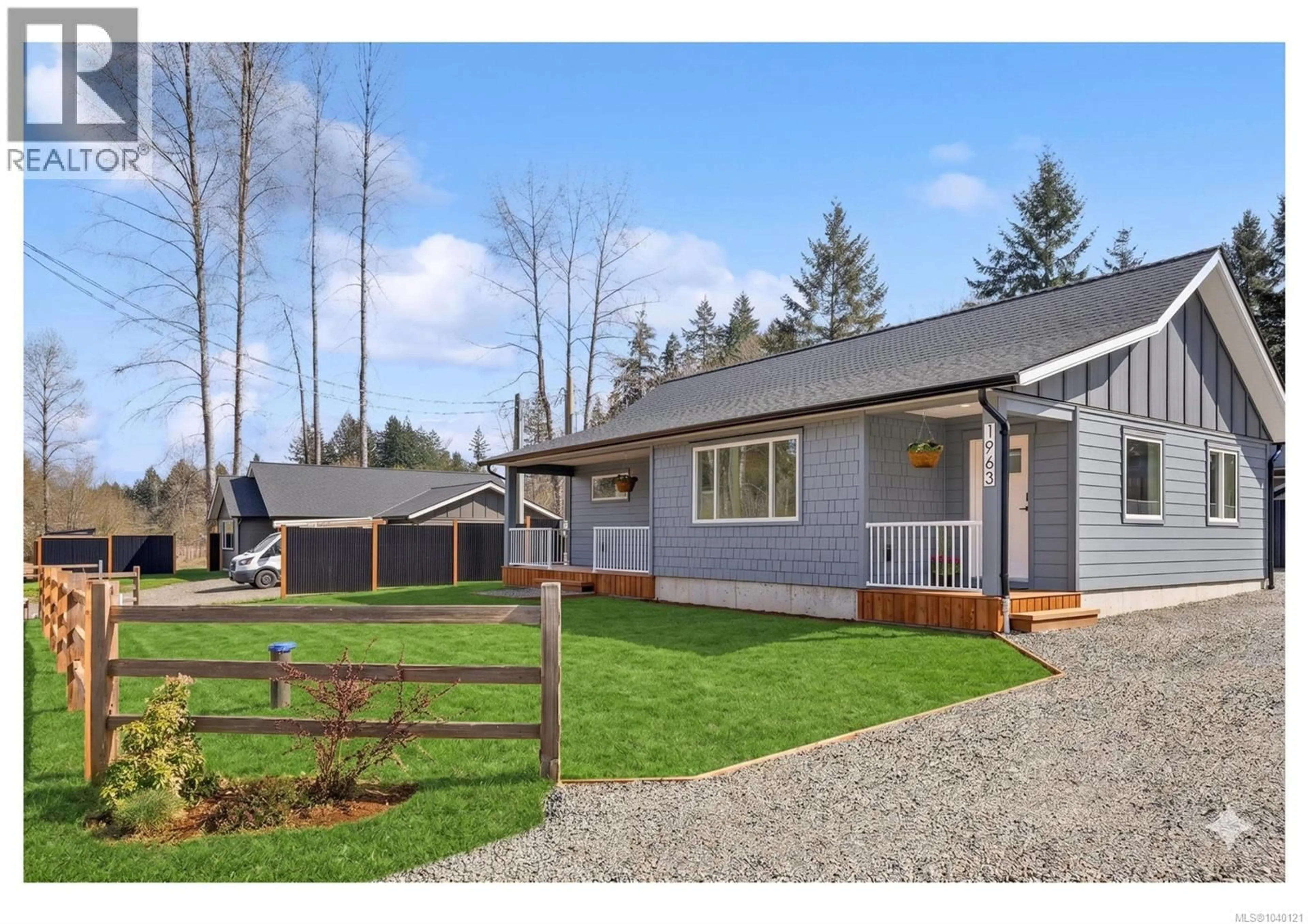 Home with vinyl exterior material, street for 1963 WILFRED ROAD, Black Creek British Columbia V9J1J8