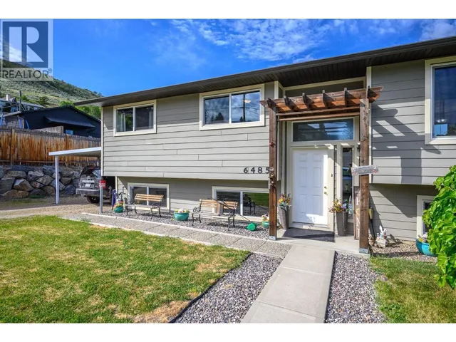 6485 CARDINAL ROAD, Vernon 4