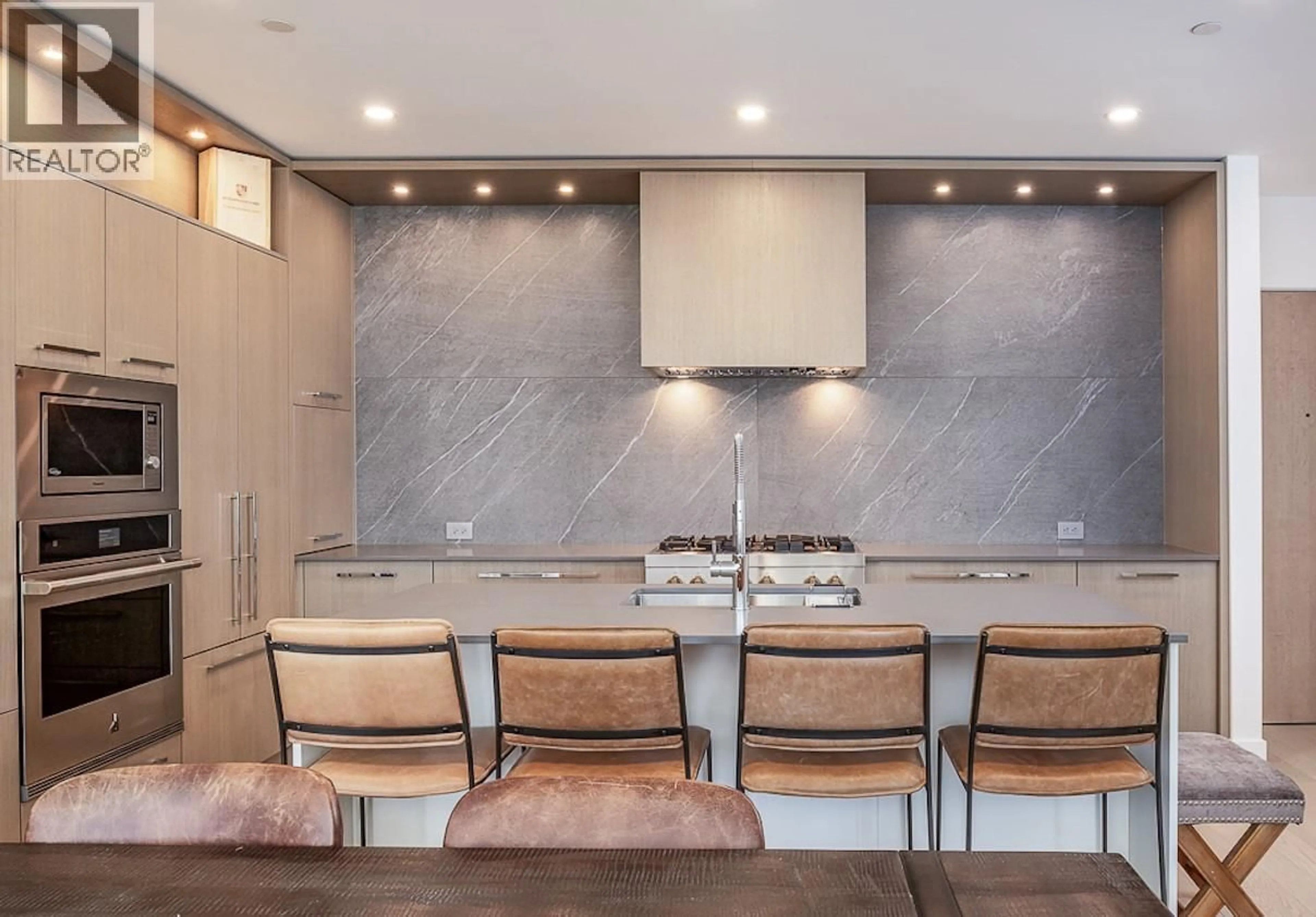 Contemporary kitchen, ceramic/tile floor for 413 - 3389 LAKESHORE ROAD, Kelowna British Columbia V1W0G5