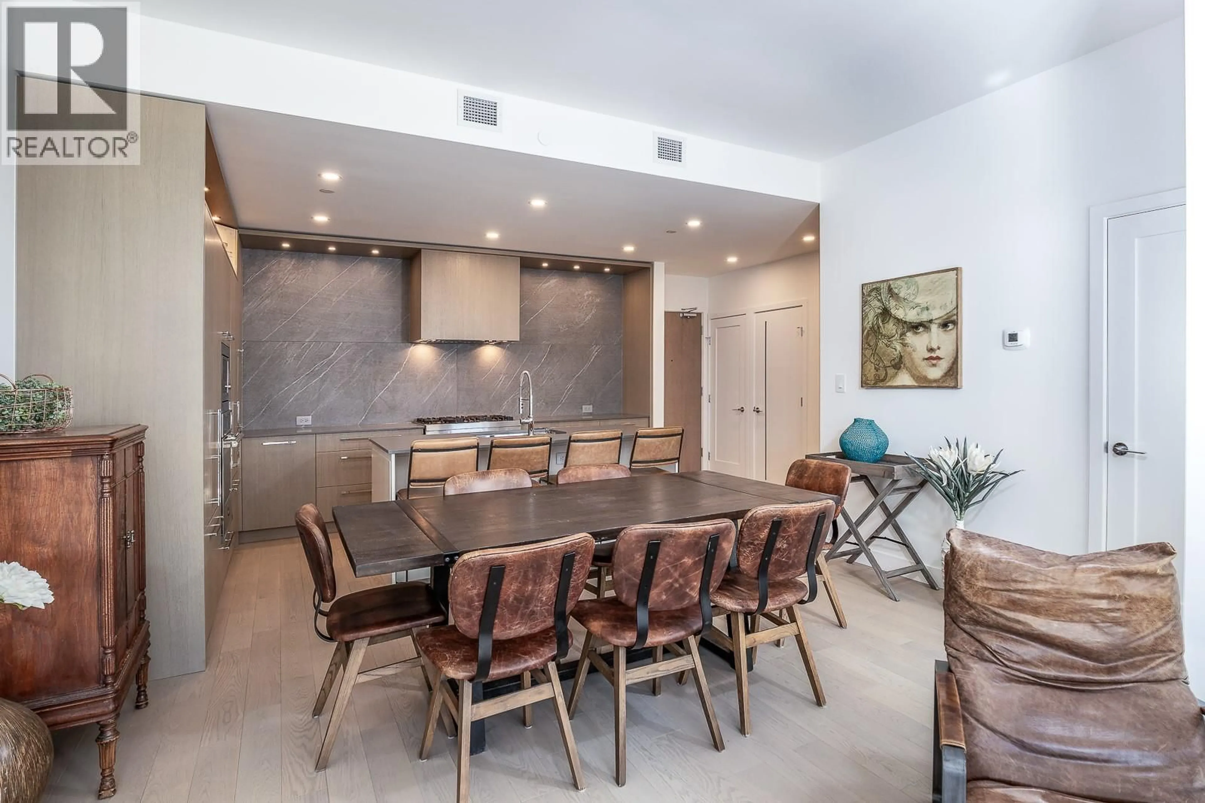 Unknown for 413 - 3389 LAKESHORE ROAD, Kelowna British Columbia V1W0G5