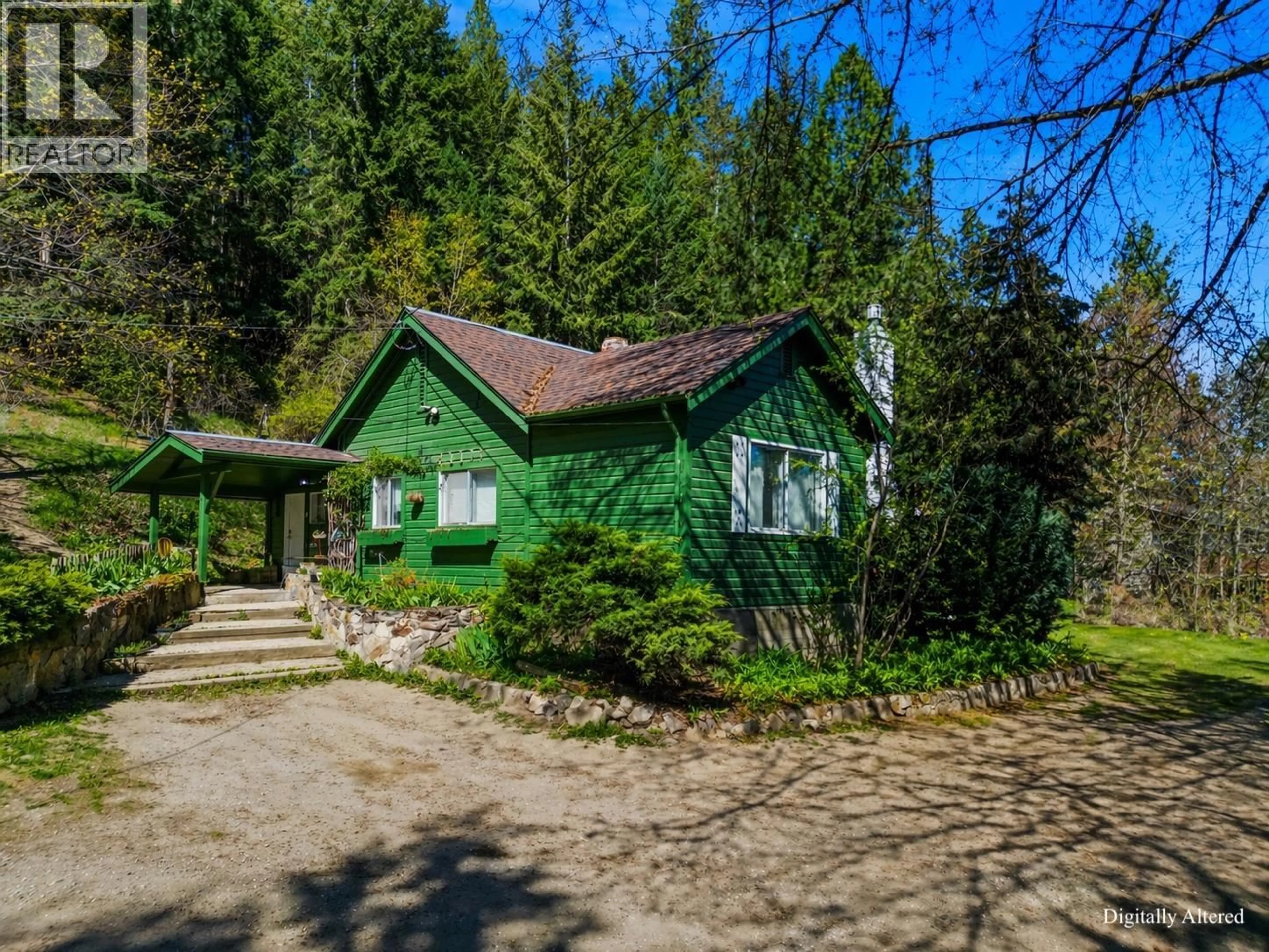 A pic from outside/outdoor area/front of a property/back of a property/a pic from drone, street for 104 GEORGE STREET, Enderby British Columbia V0E1V0