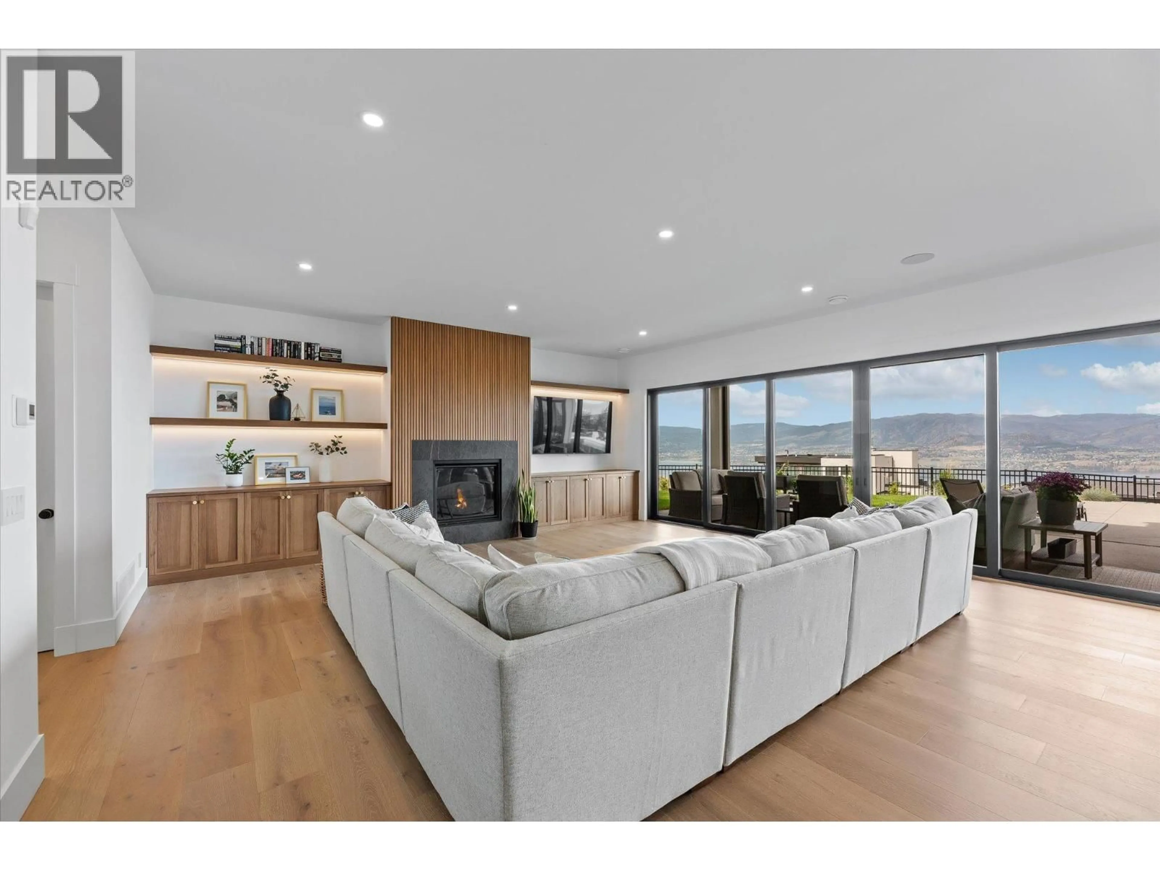 Living room with furniture, unknown for 5631 UPPER MISSION COURT, Kelowna British Columbia V1W0C5
