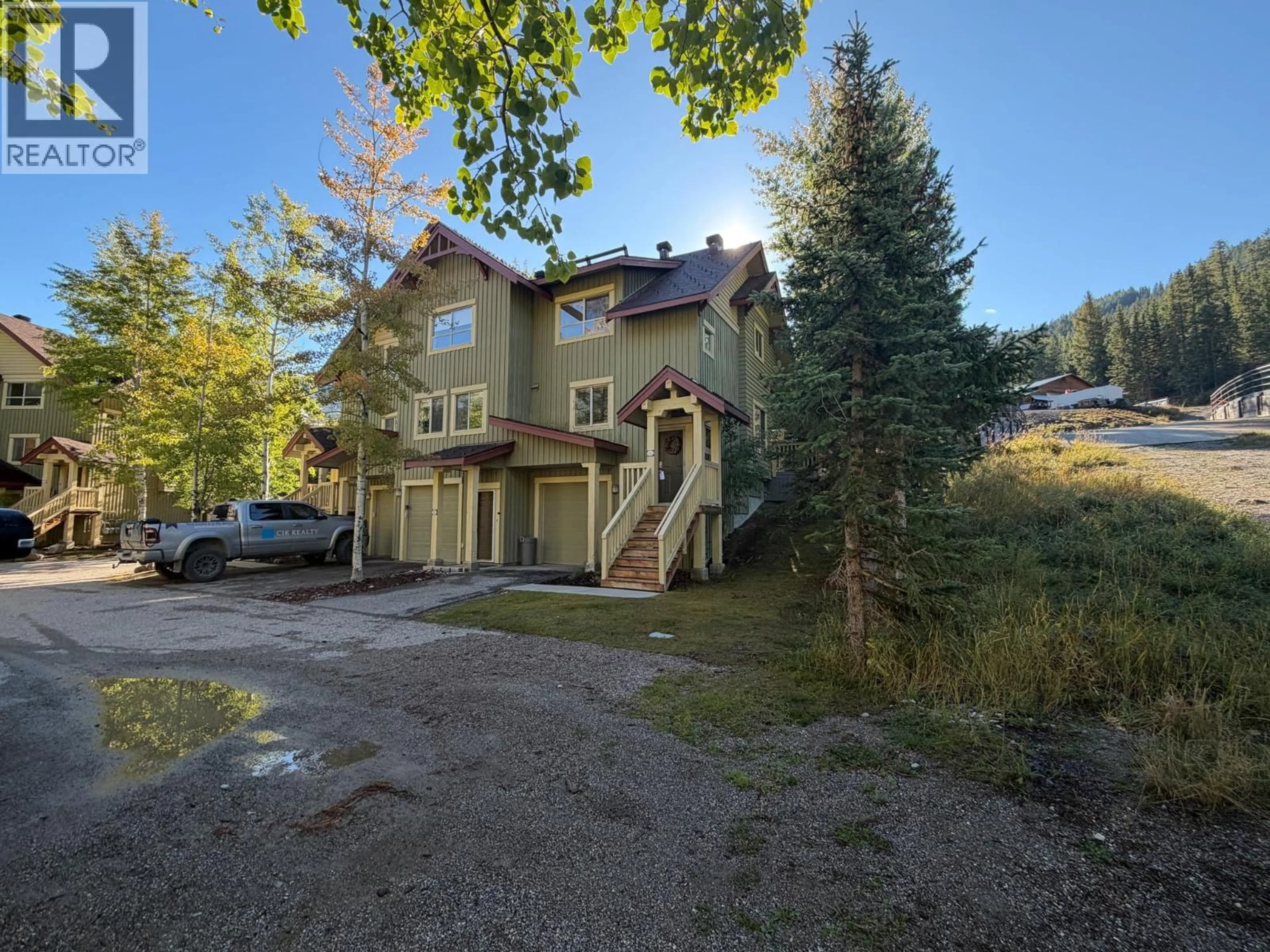 A pic from outside/outdoor area/front of a property/back of a property/a pic from drone, unknown for 1 - 2025 GREYWOLF DRIVE, Panorama British Columbia V0A1T0