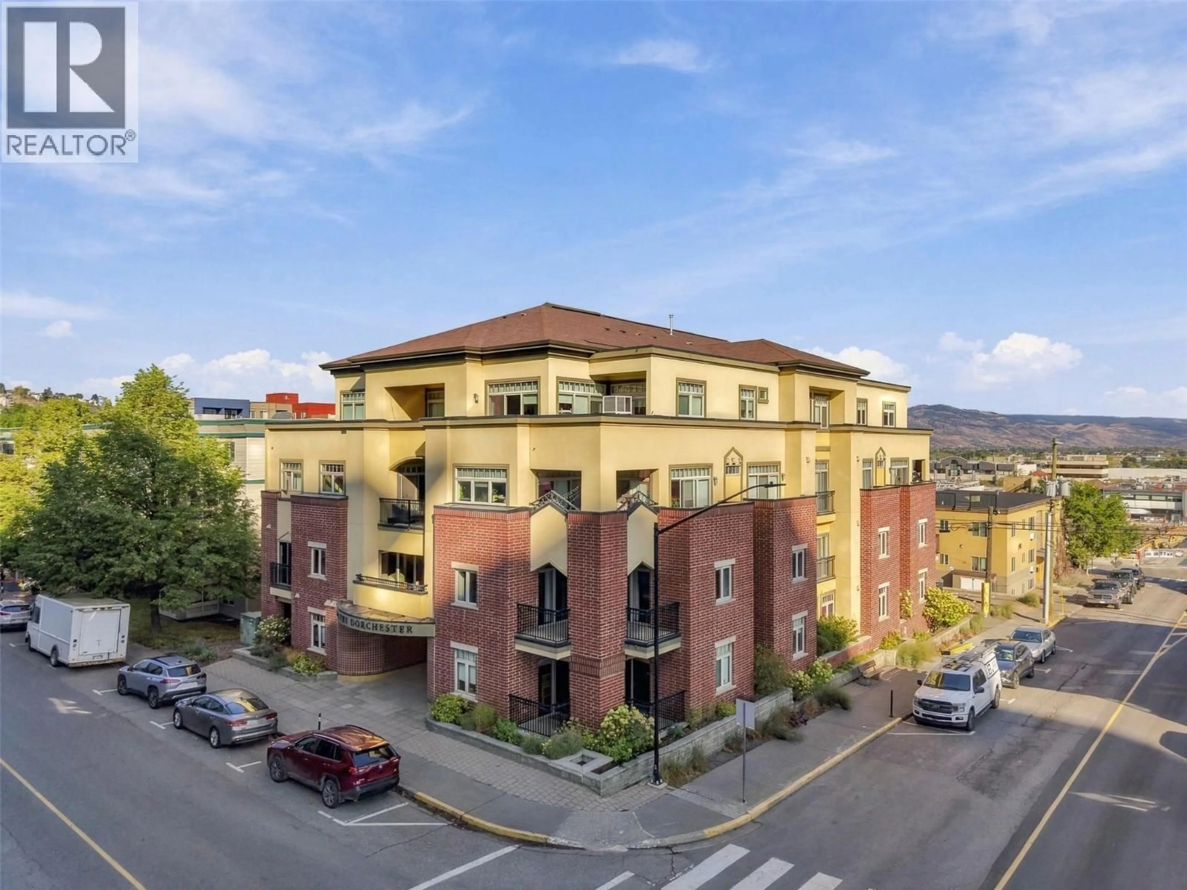 A pic from outside/outdoor area/front of a property/back of a property/a pic from drone, building for 103 - 370 BATTLE STREET, Kamloops British Columbia V2C2L6