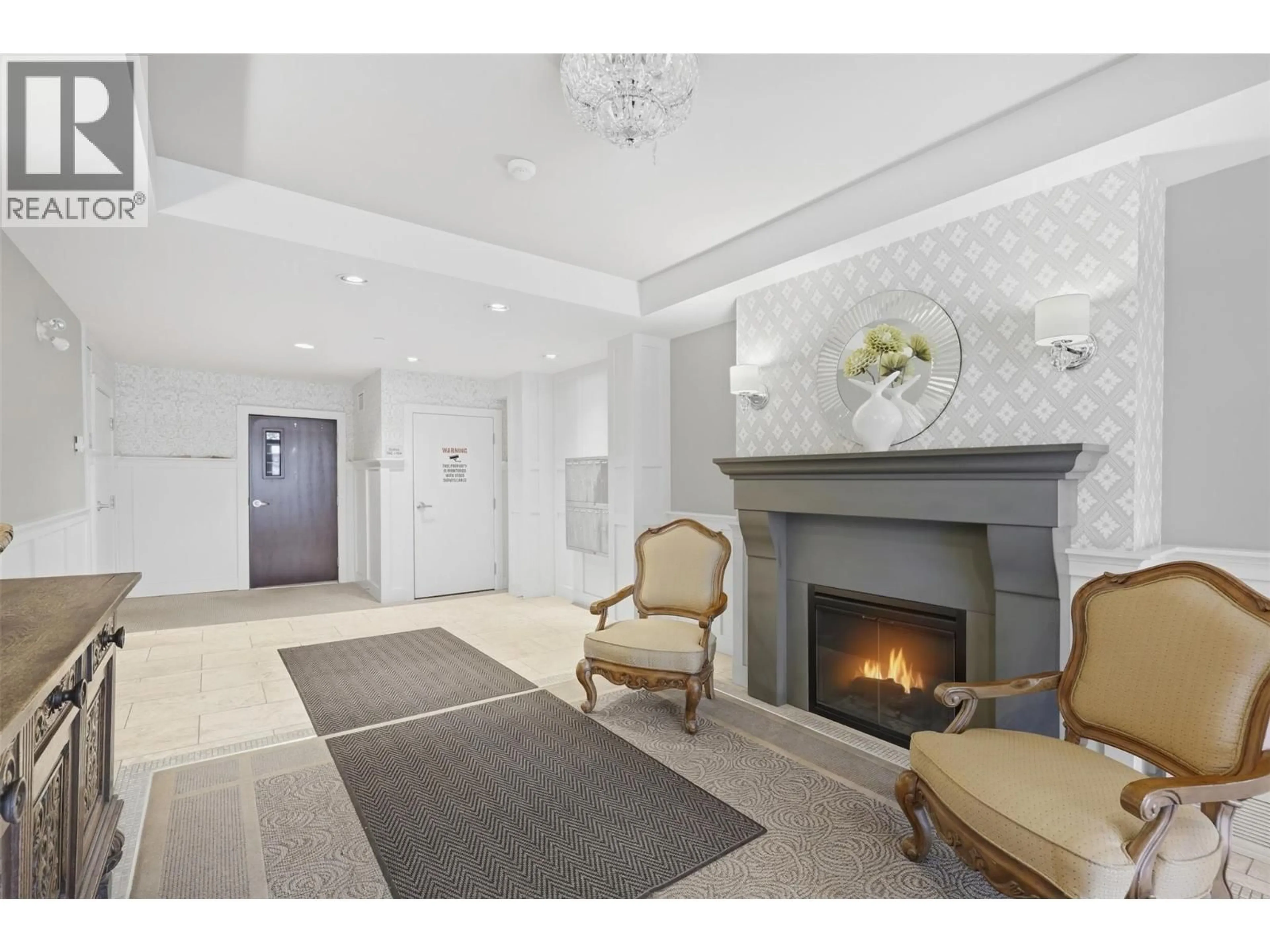 Lobby for 103 - 370 BATTLE STREET, Kamloops British Columbia V2C2L6