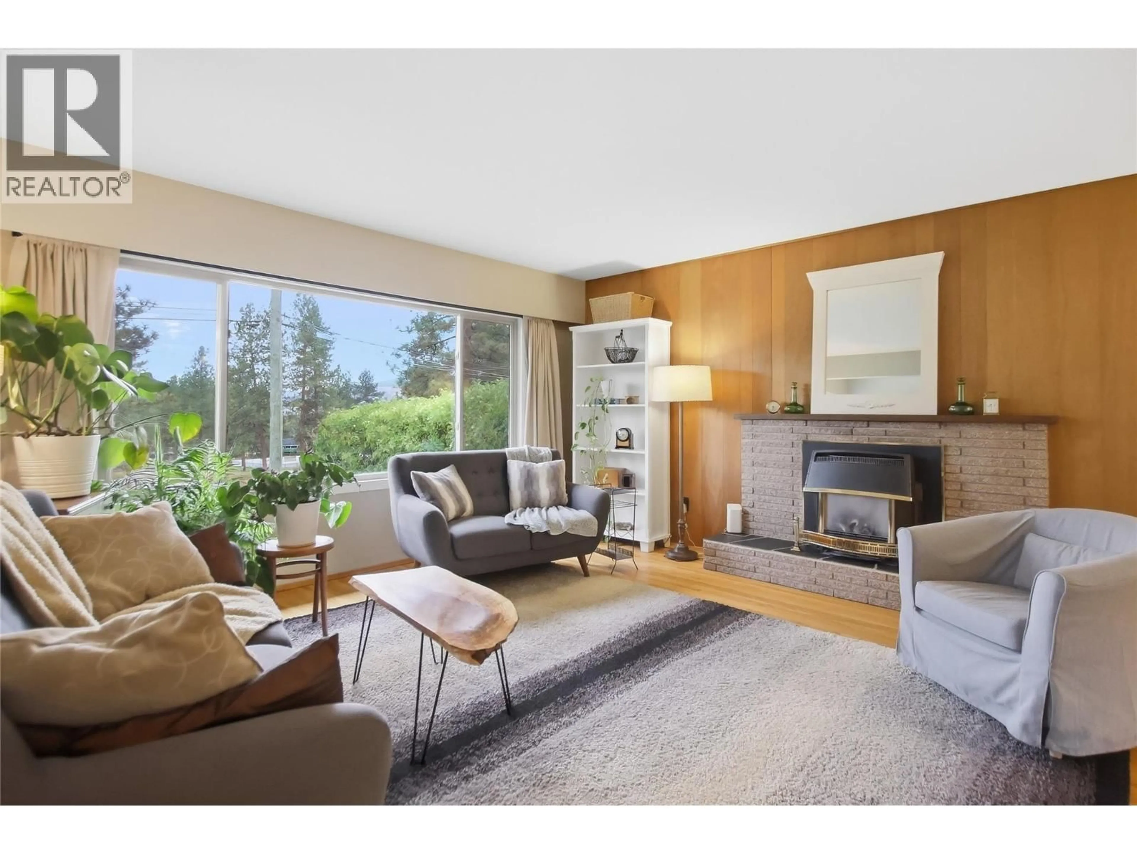 Living room with furniture, unknown for 2175 MUNRO CRESCENT, Merritt British Columbia V1K1H7