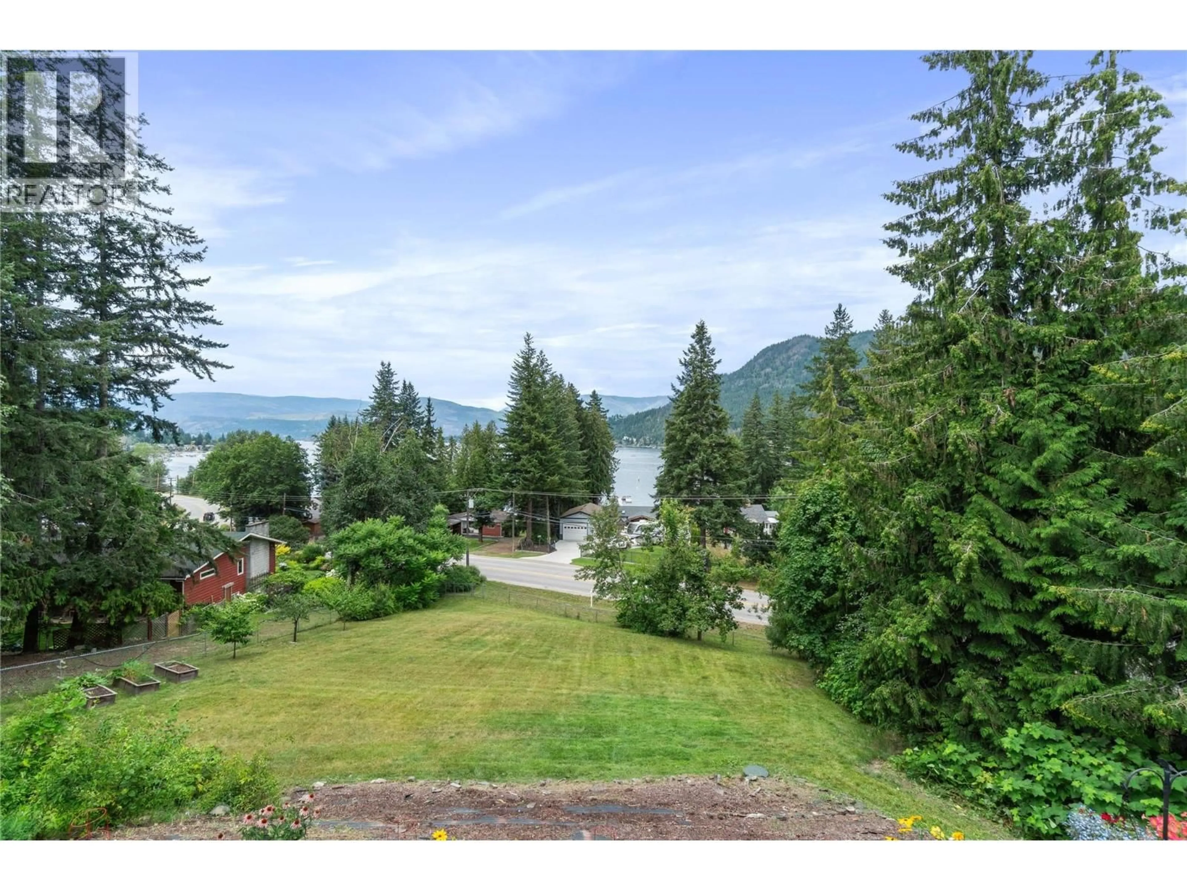 A pic from outside/outdoor area/front of a property/back of a property/a pic from drone, water/lake/river/ocean view for 2662 BLIND BAY ROAD, Blind Bay British Columbia V0E1H1