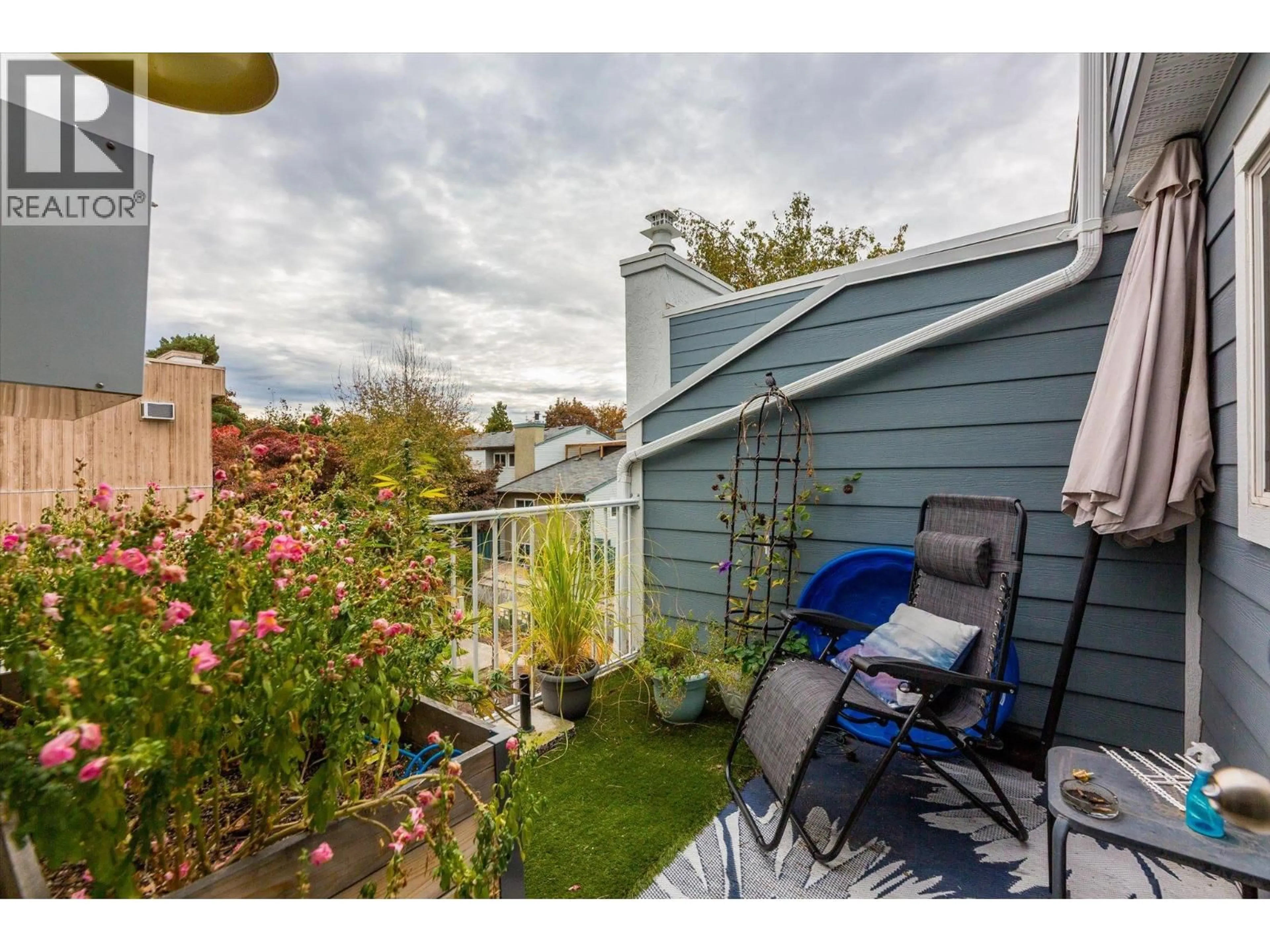 Patio, street for 9 - 1481 INKAR ROAD, Kelowna British Columbia V1Y8J1