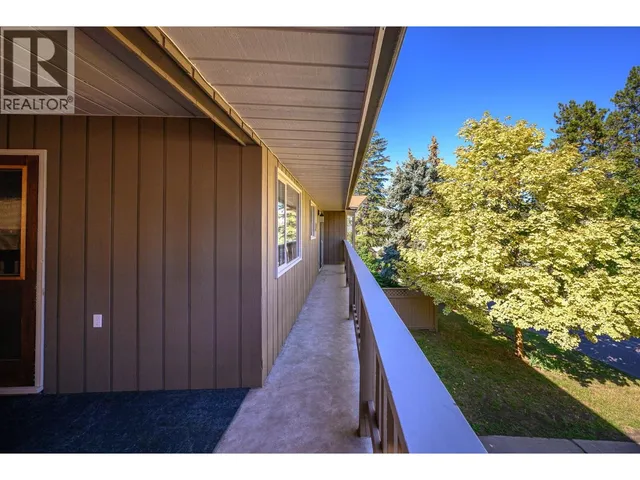 1604 39A AVENUE, Vernon 5