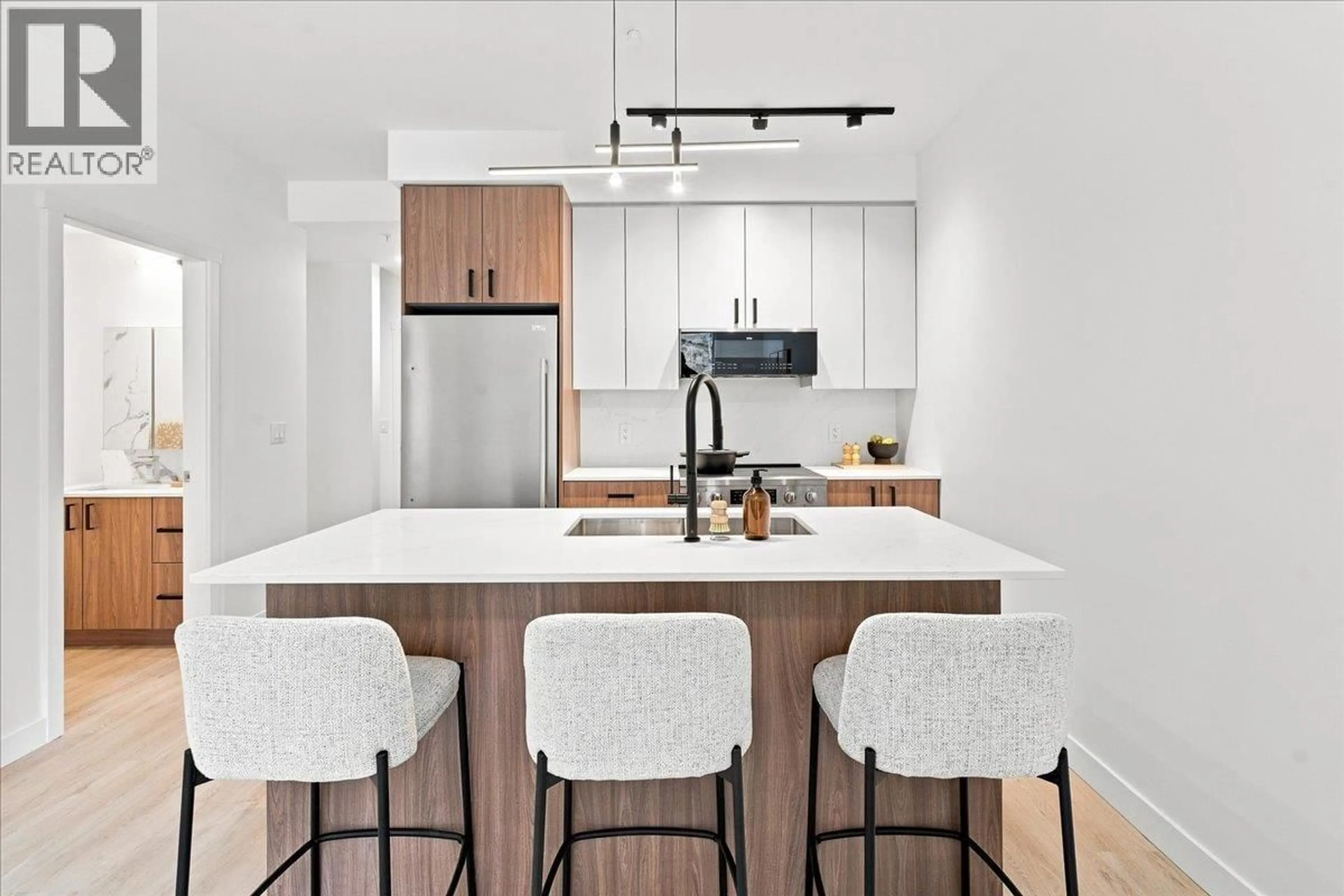 Unknown for 109 - 1655 ABERDEEN DRIVE, Kamloops British Columbia V1S0C6