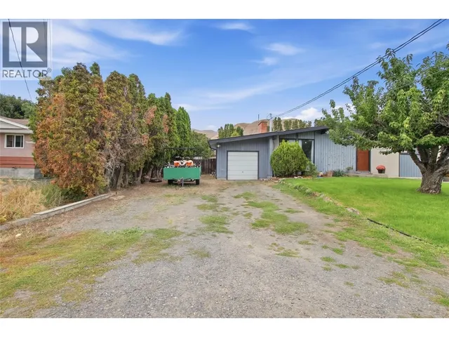 2306 GREENFIELD AVENUE, Kamloops 3
