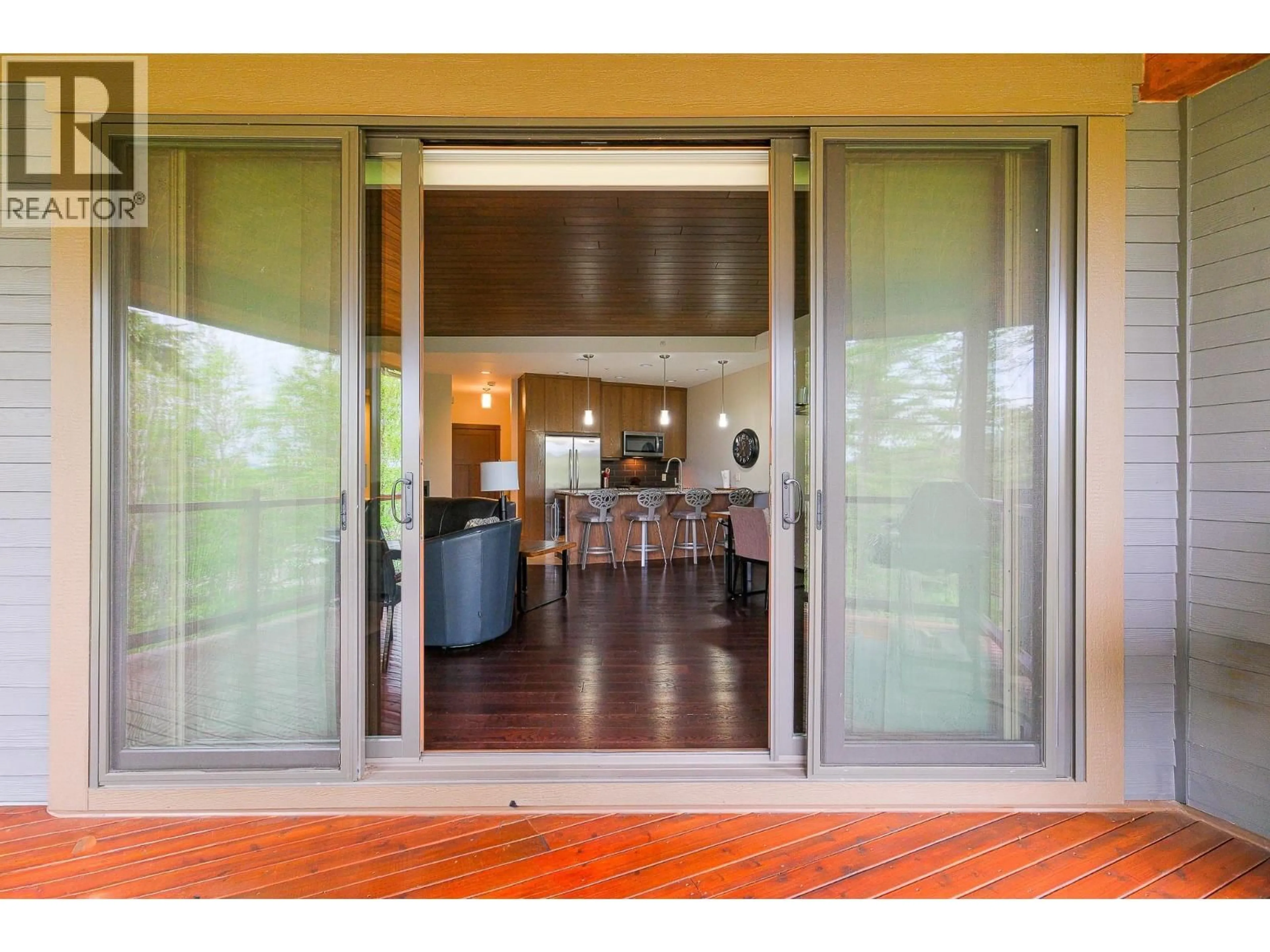 Indoor foyer for 2B - 101 DORMIE DRIVE, Vernon British Columbia V1H1Y6