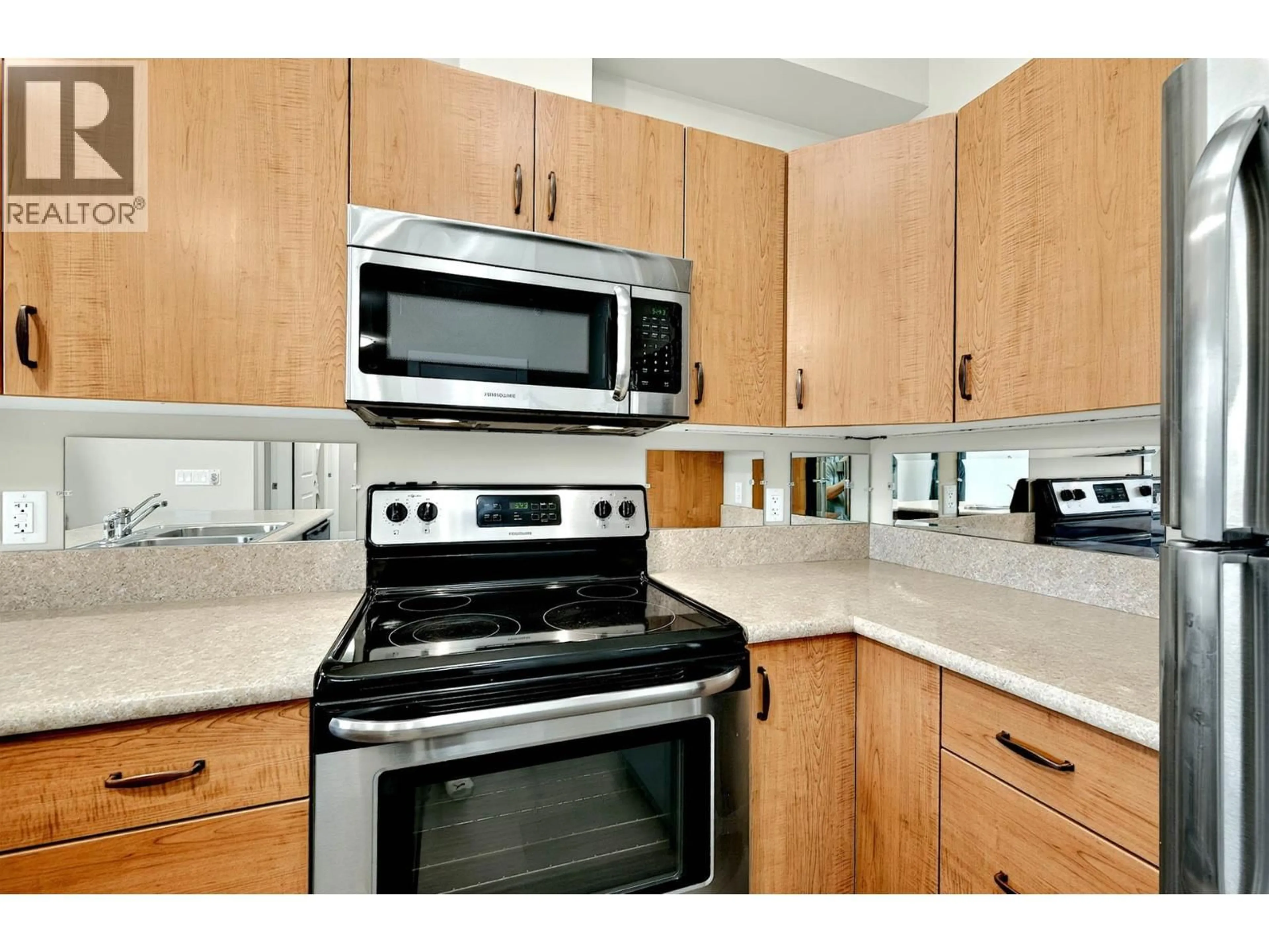 Standard kitchen, unknown for 423 - 755 MAYFAIR STREET, Kamloops British Columbia V2B5L7