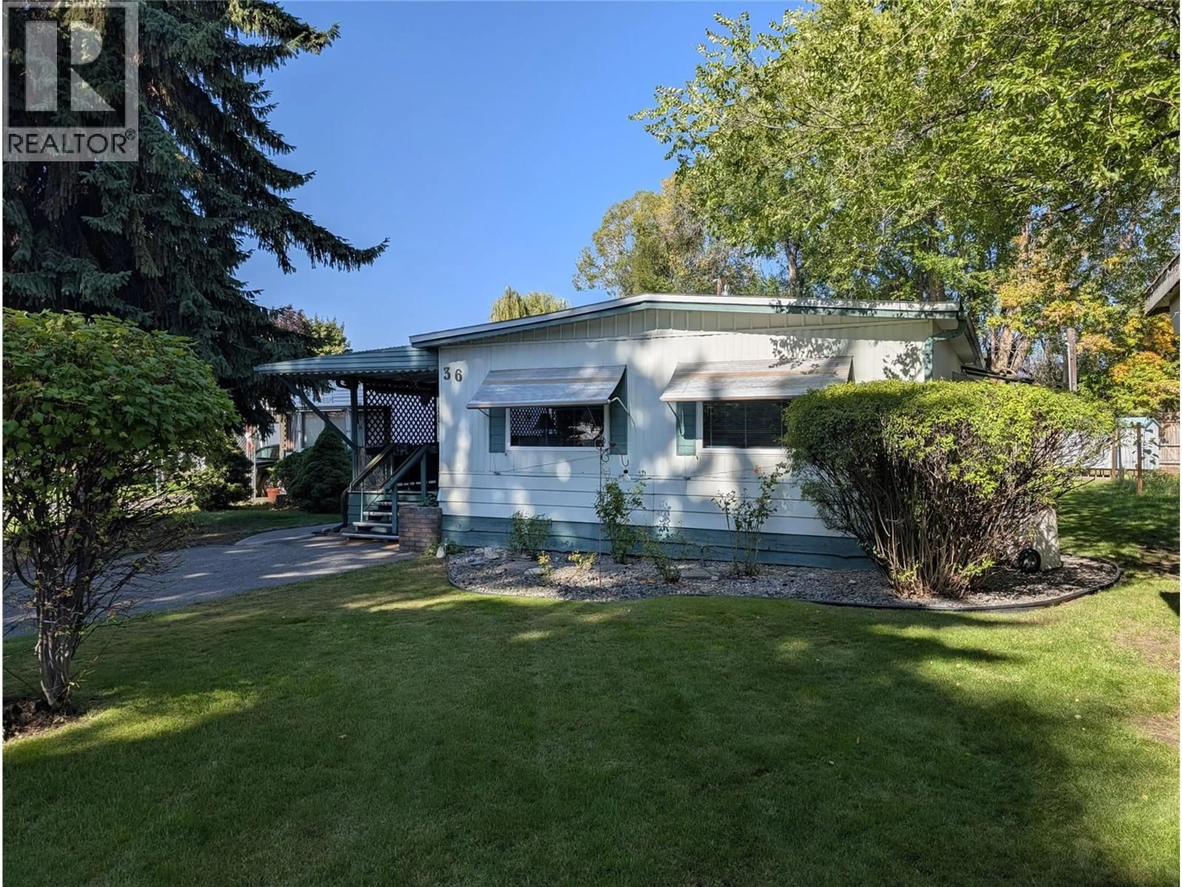 Home with vinyl exterior material, street for 36 - 3535 CASORSO ROAD, Kelowna British Columbia V1W3E1