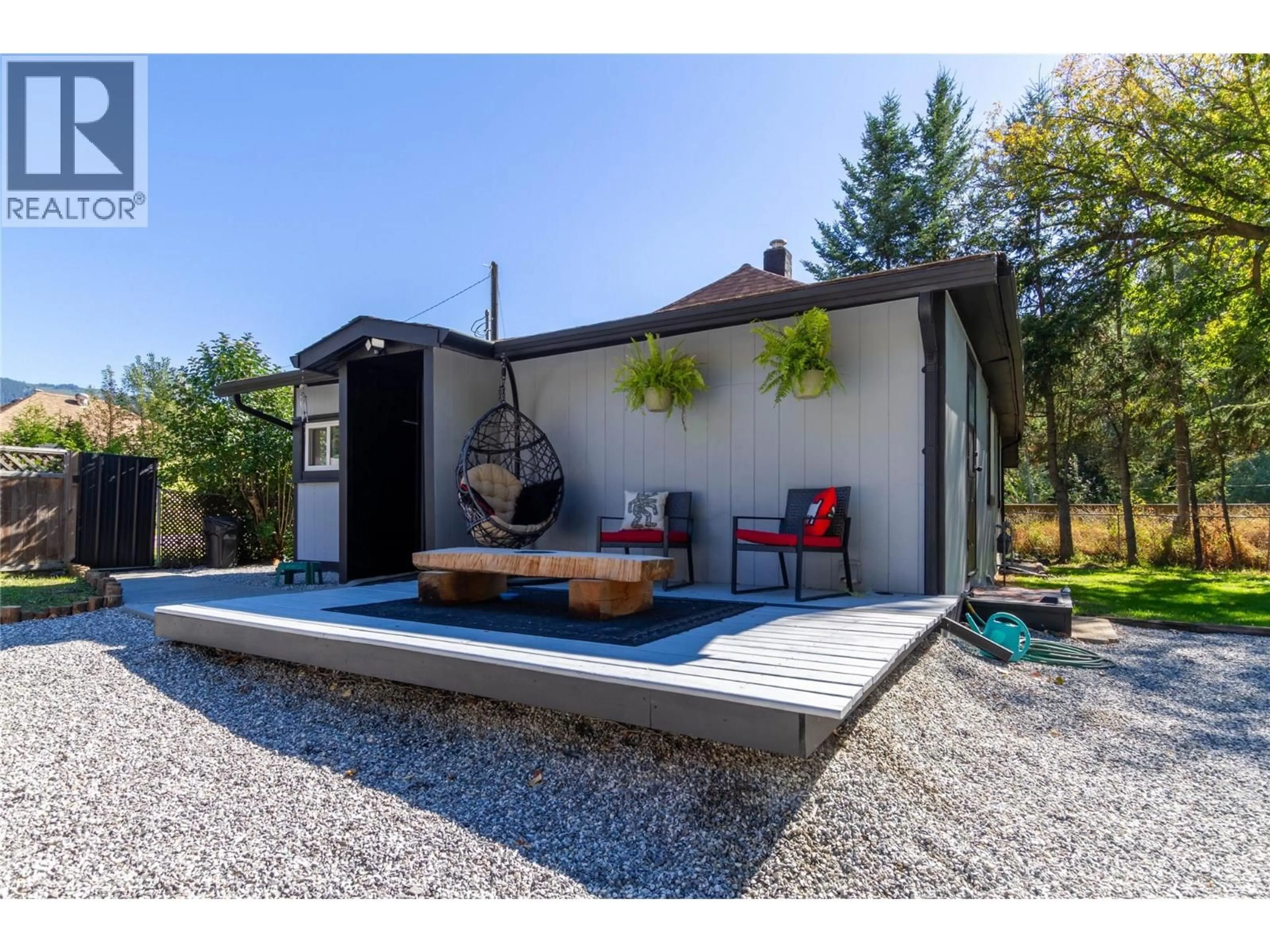 Patio, unknown for 2946 SEAMAN ROAD, Falkland British Columbia V0E1W0