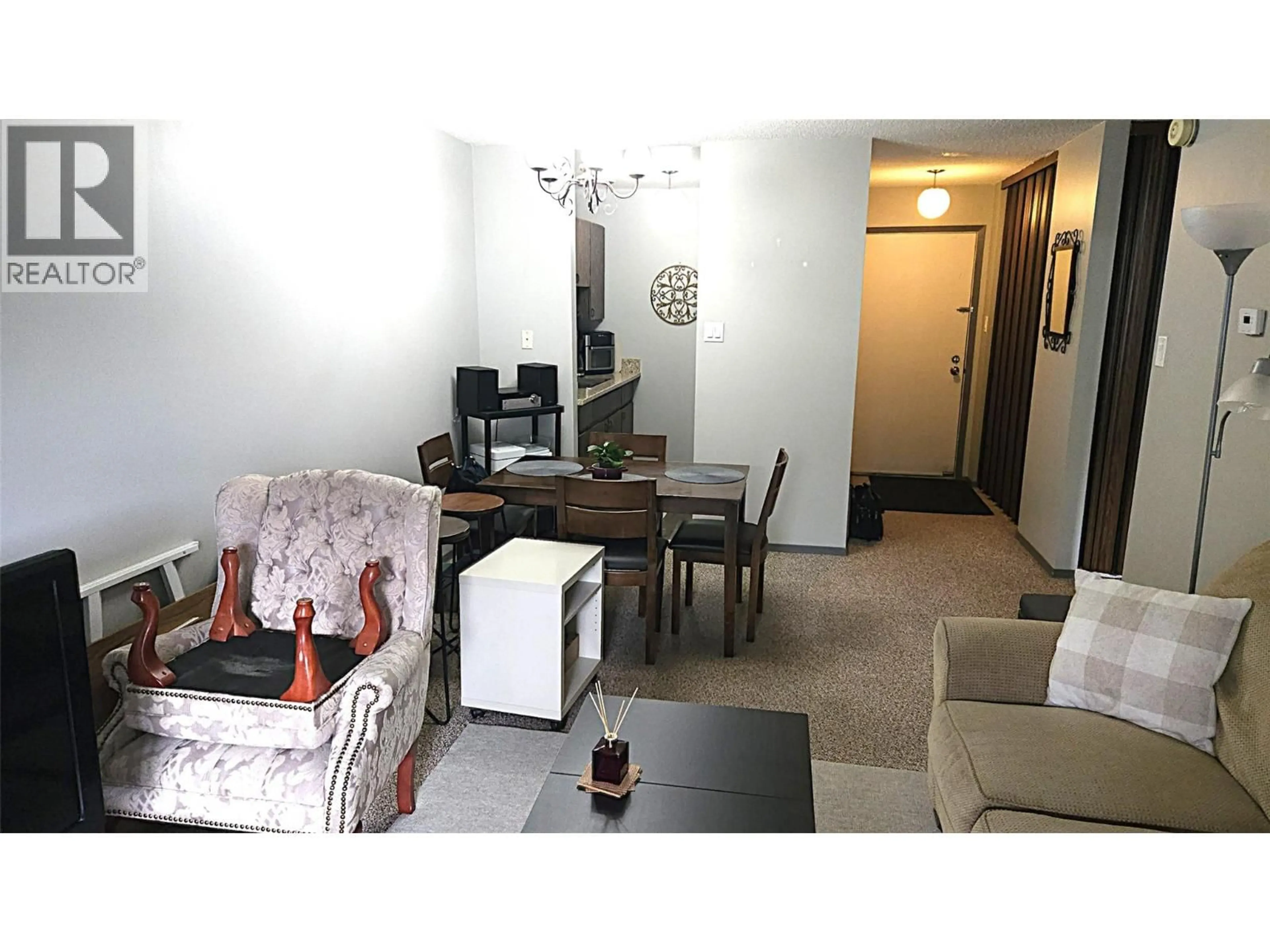 Living room with furniture, unknown for 335 - 1560 SUMMIT DRIVE, Kamloops British Columbia V2E1R5