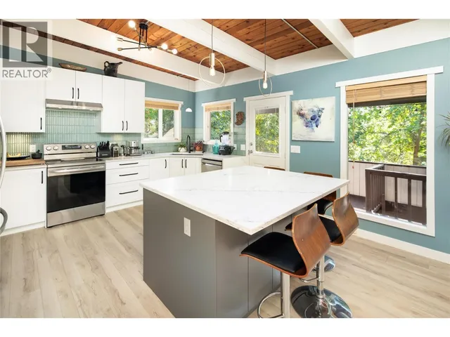 2475 DUNSMUIR ROAD, Kelowna 5