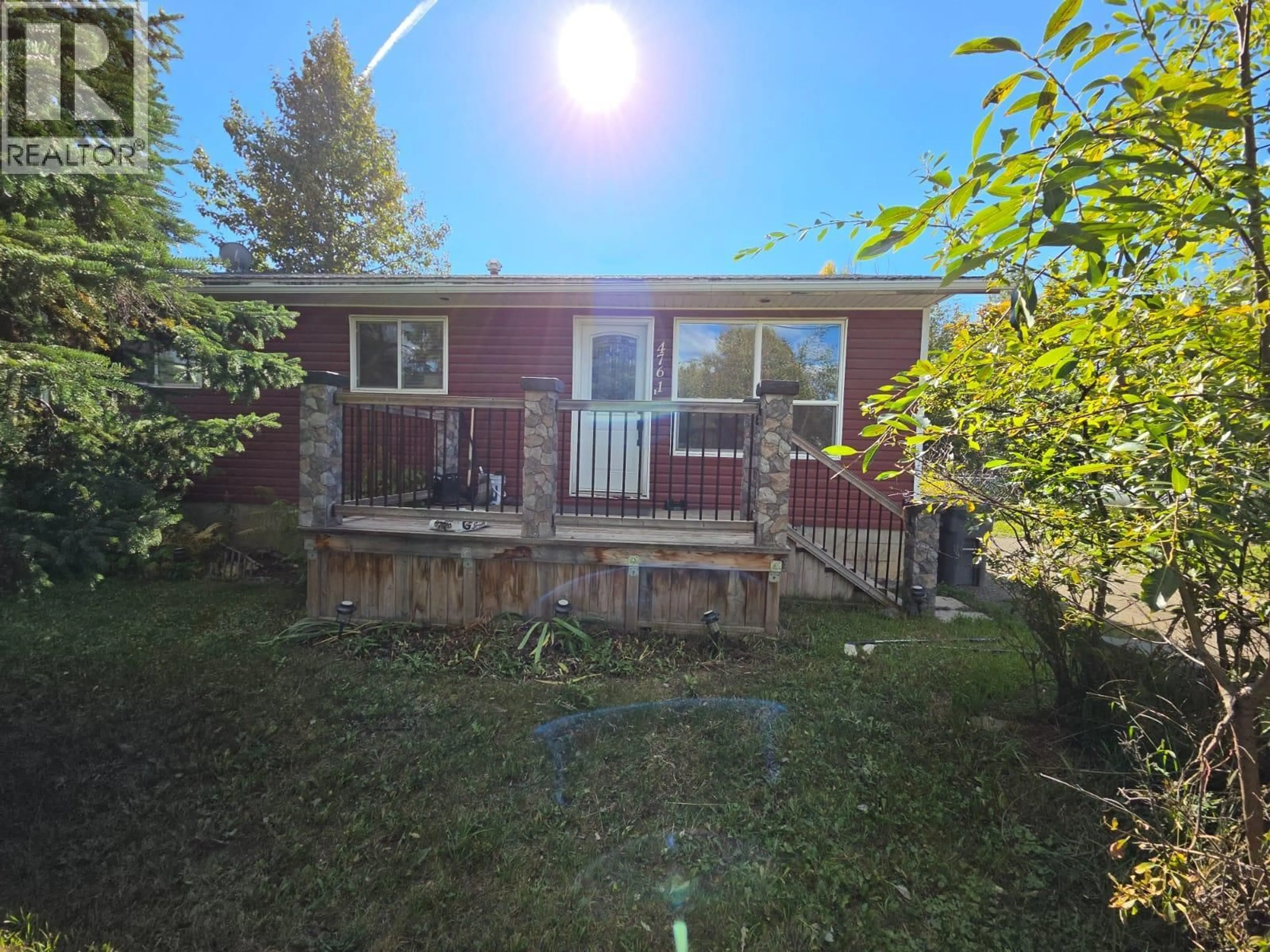 A pic from outside/outdoor area/front of a property/back of a property/a pic from drone, unknown for 4761 WABI CRESCENT SOUTHEAST, Chetwynd British Columbia V0C1J0