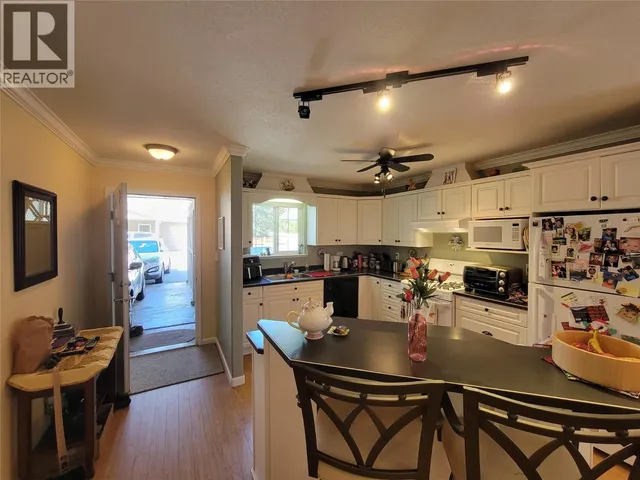 5 - 522 VANSANTEN ROAD, Keremeos 5