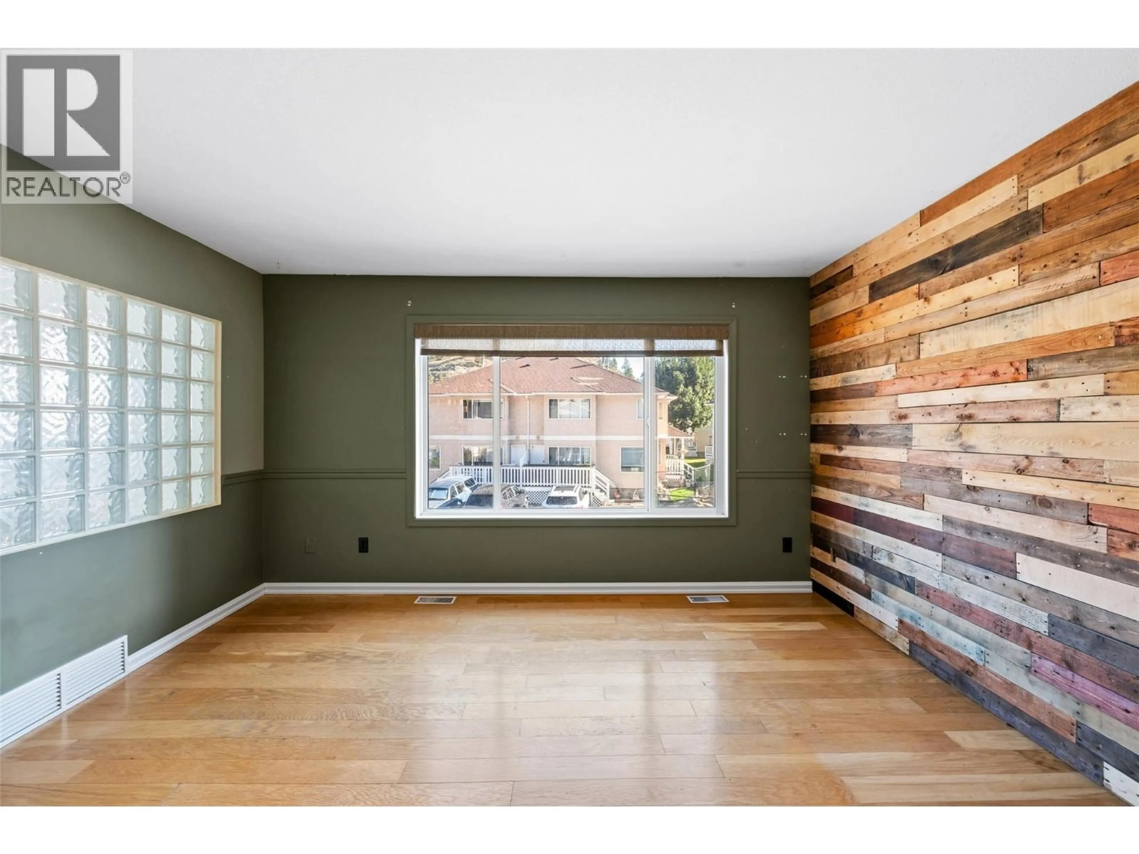 Unknown for 191 - 1458 PENTICTON BAY, Penticton British Columbia V2A8L3