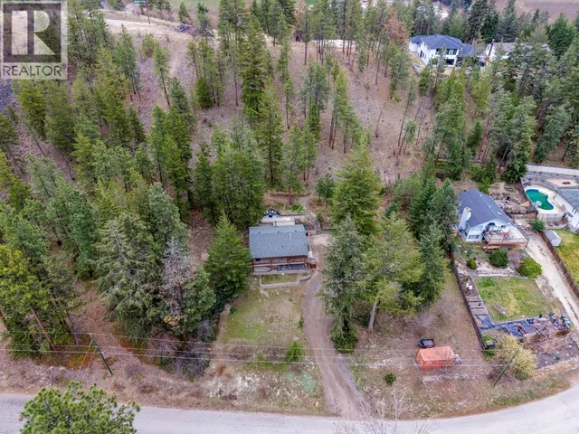 11011 HALLAM DRIVE, Lake Country 5