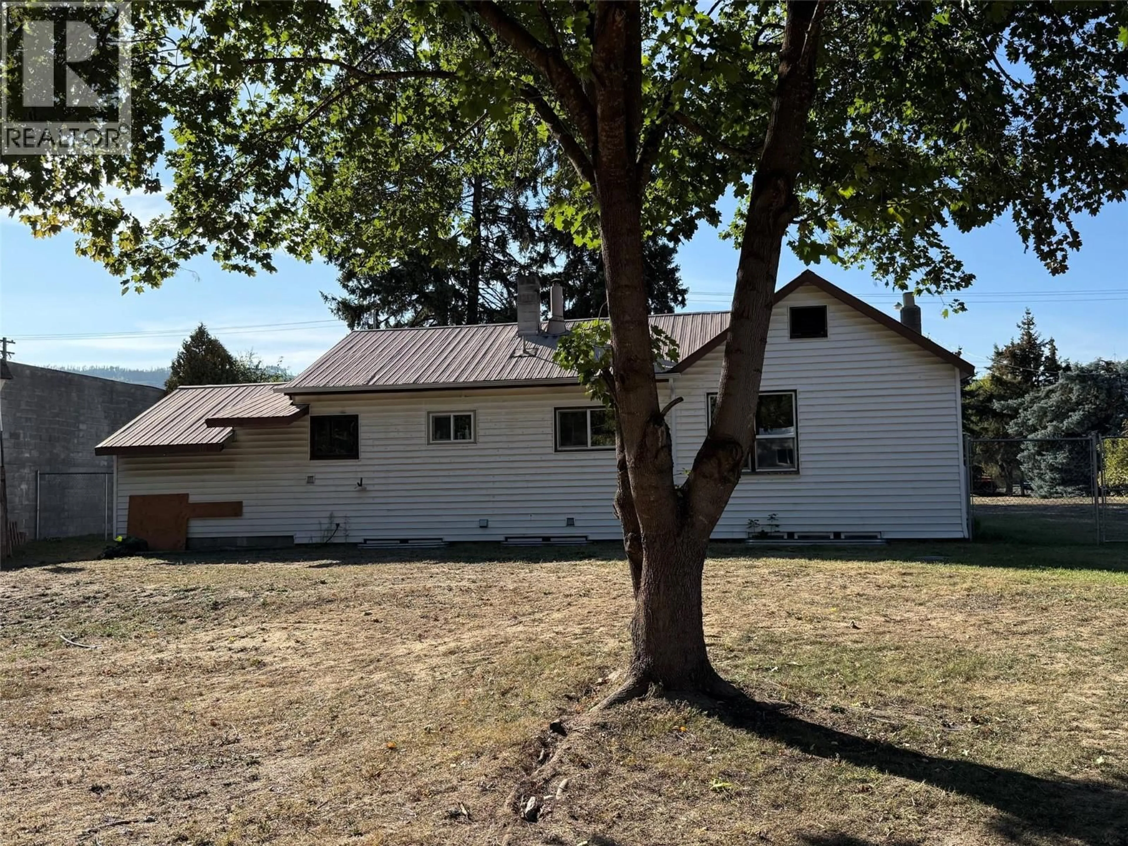 A pic from outside/outdoor area/front of a property/back of a property/a pic from drone, street for 4562 BARRIERE TOWN ROAD, Barriere British Columbia V0E1E0
